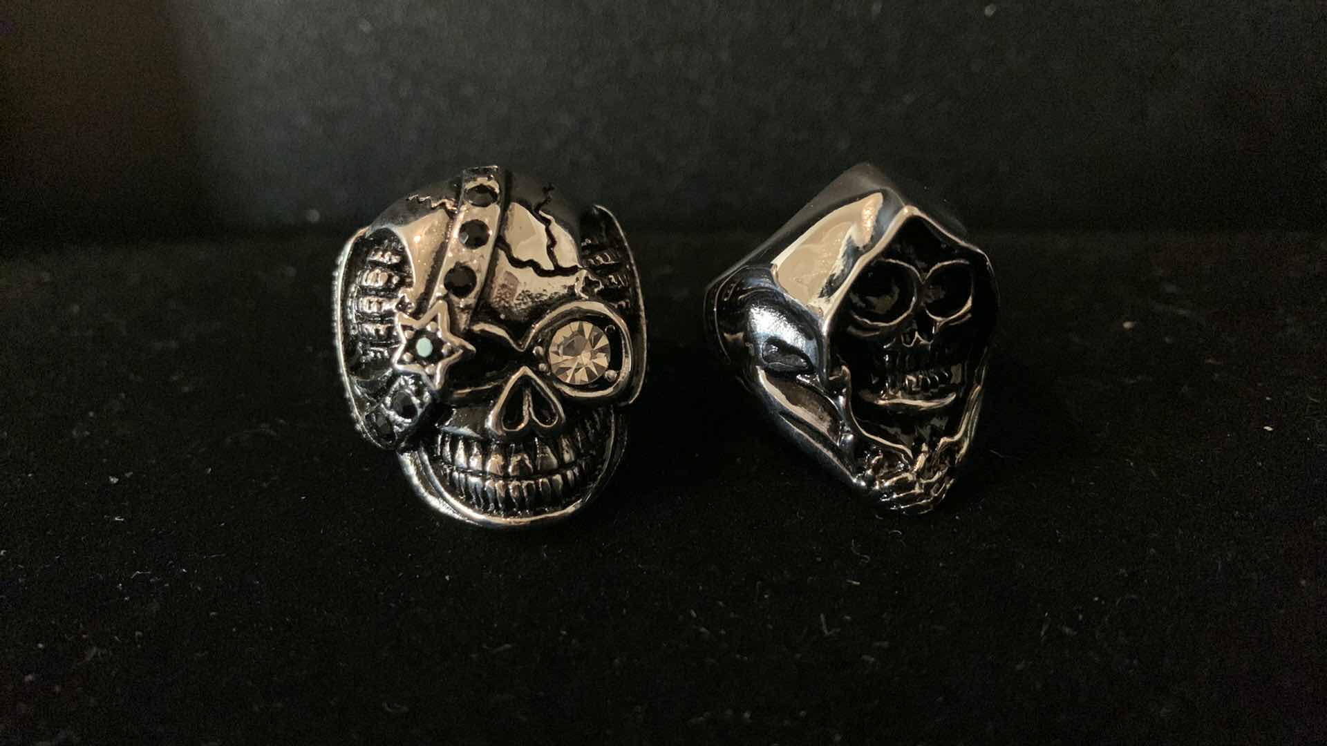 Photo 1 of MENS RINGS SIZE 11