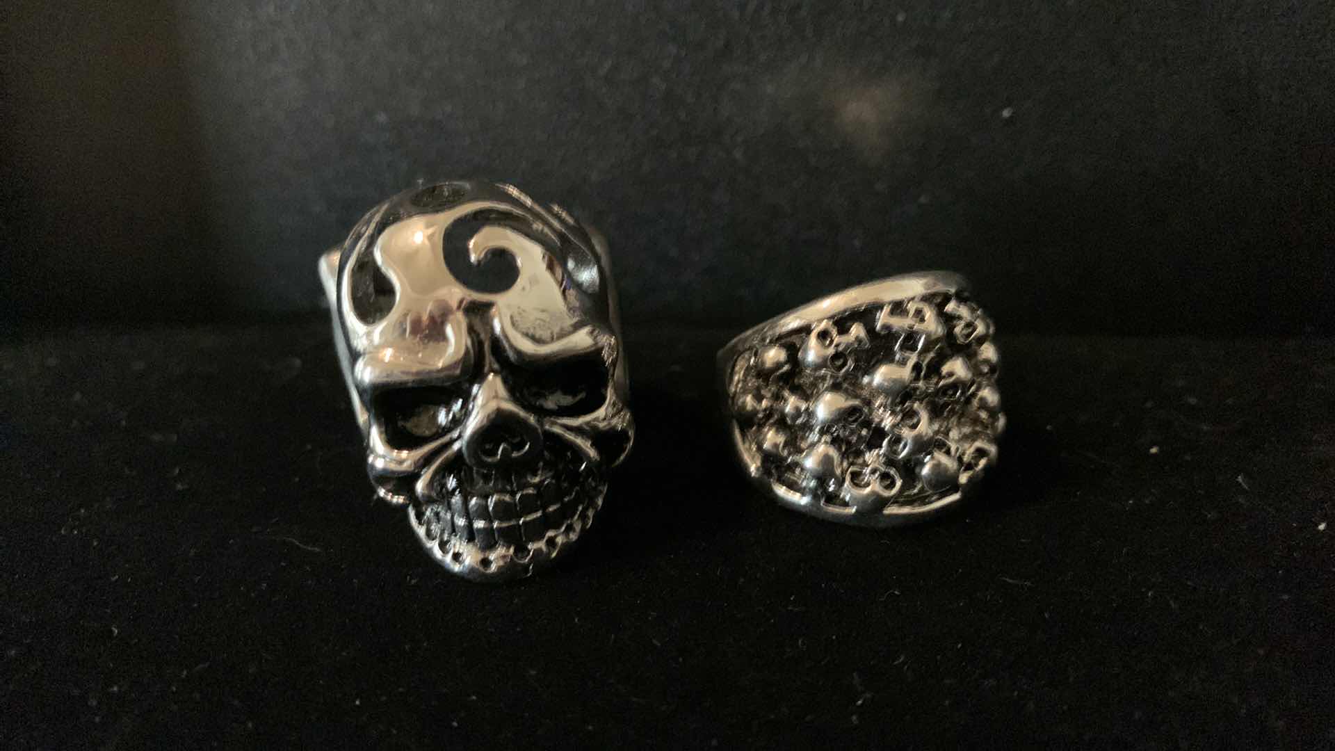 Photo 1 of MENS RINGS SIZE 9.5