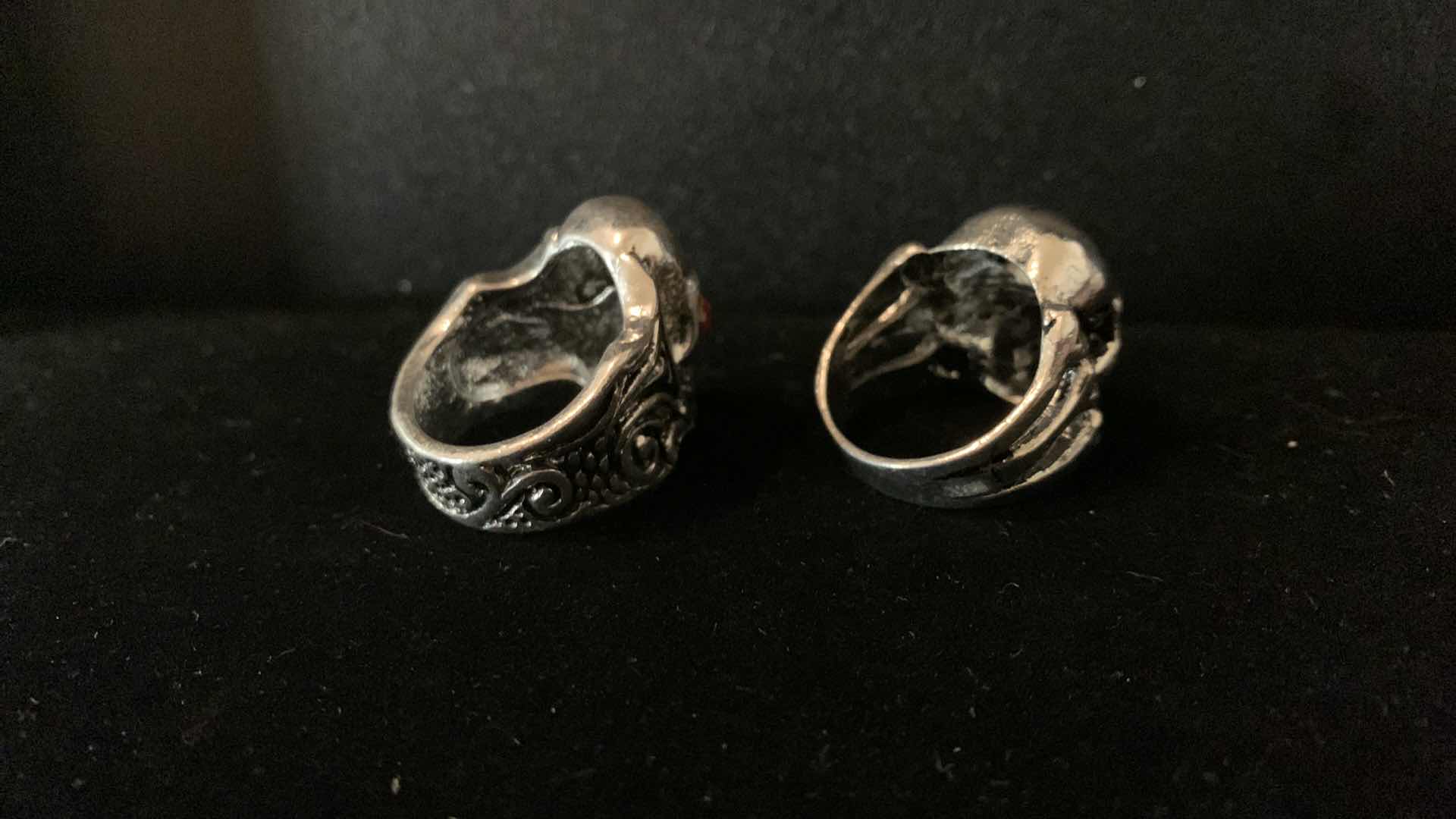 Photo 1 of MENS RINGS SIZE 9.5