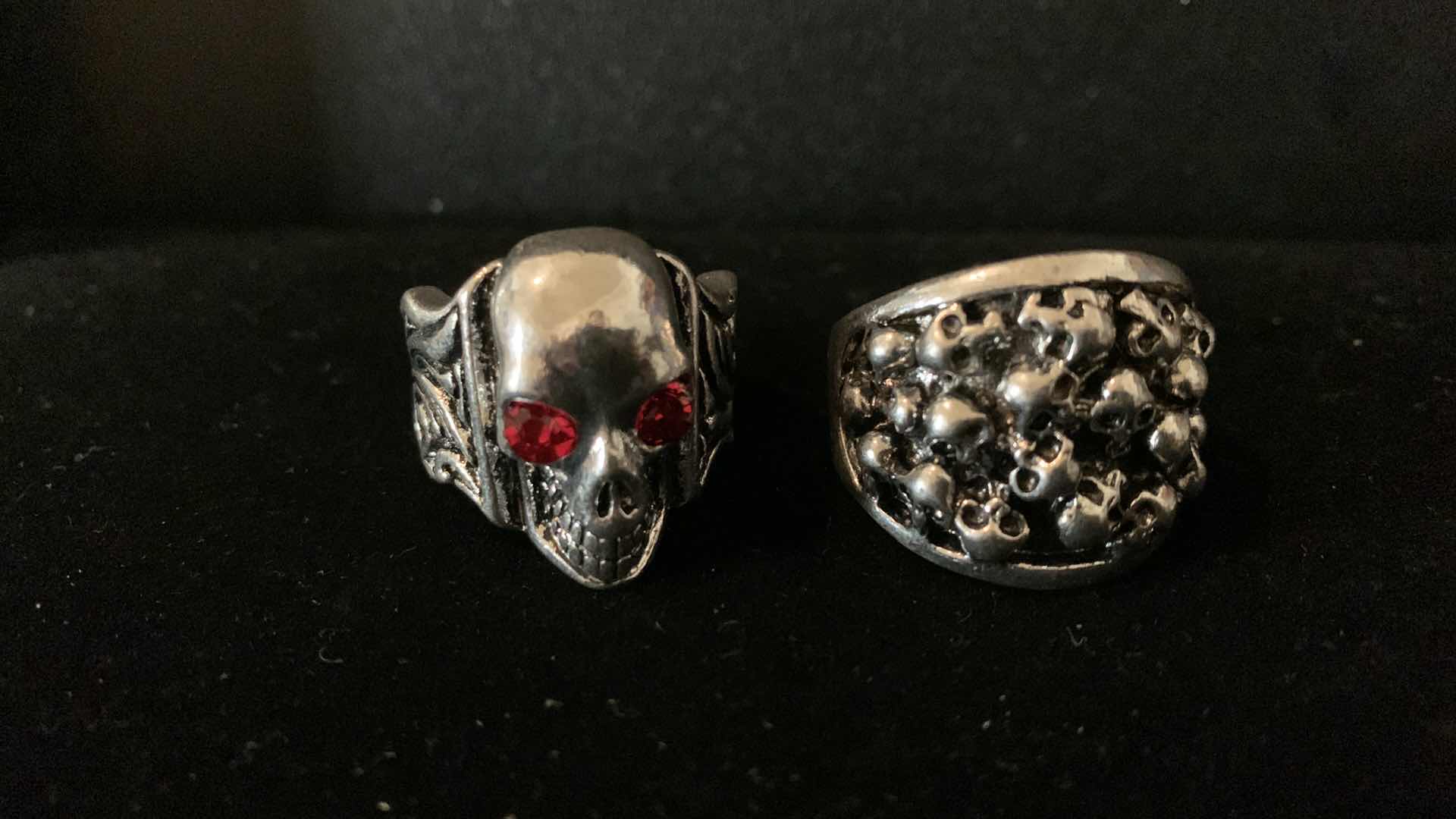 Photo 1 of MENS RINGS SIZE 10.25