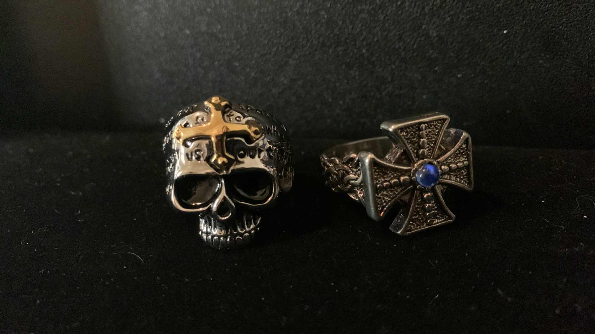 Photo 1 of MENS RINGS SIZE 11