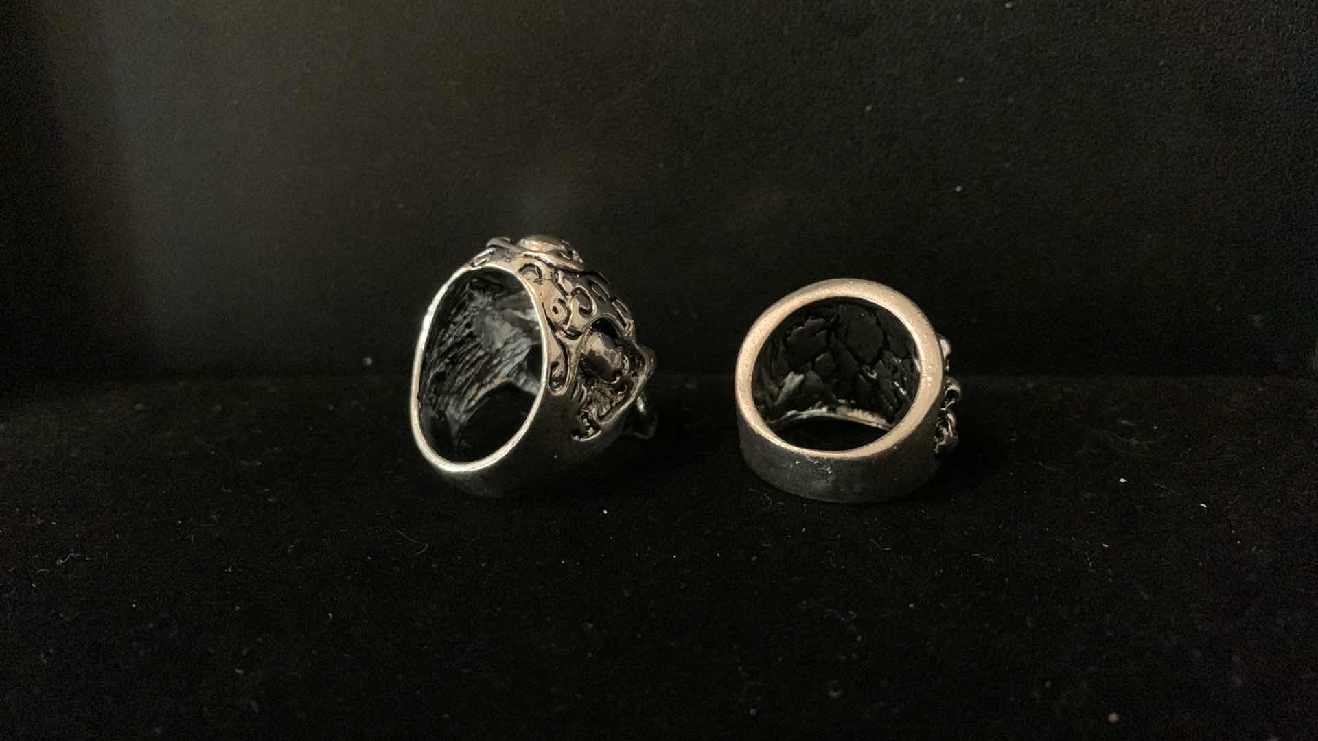 Photo 2 of MENS RINGS SIZE 9