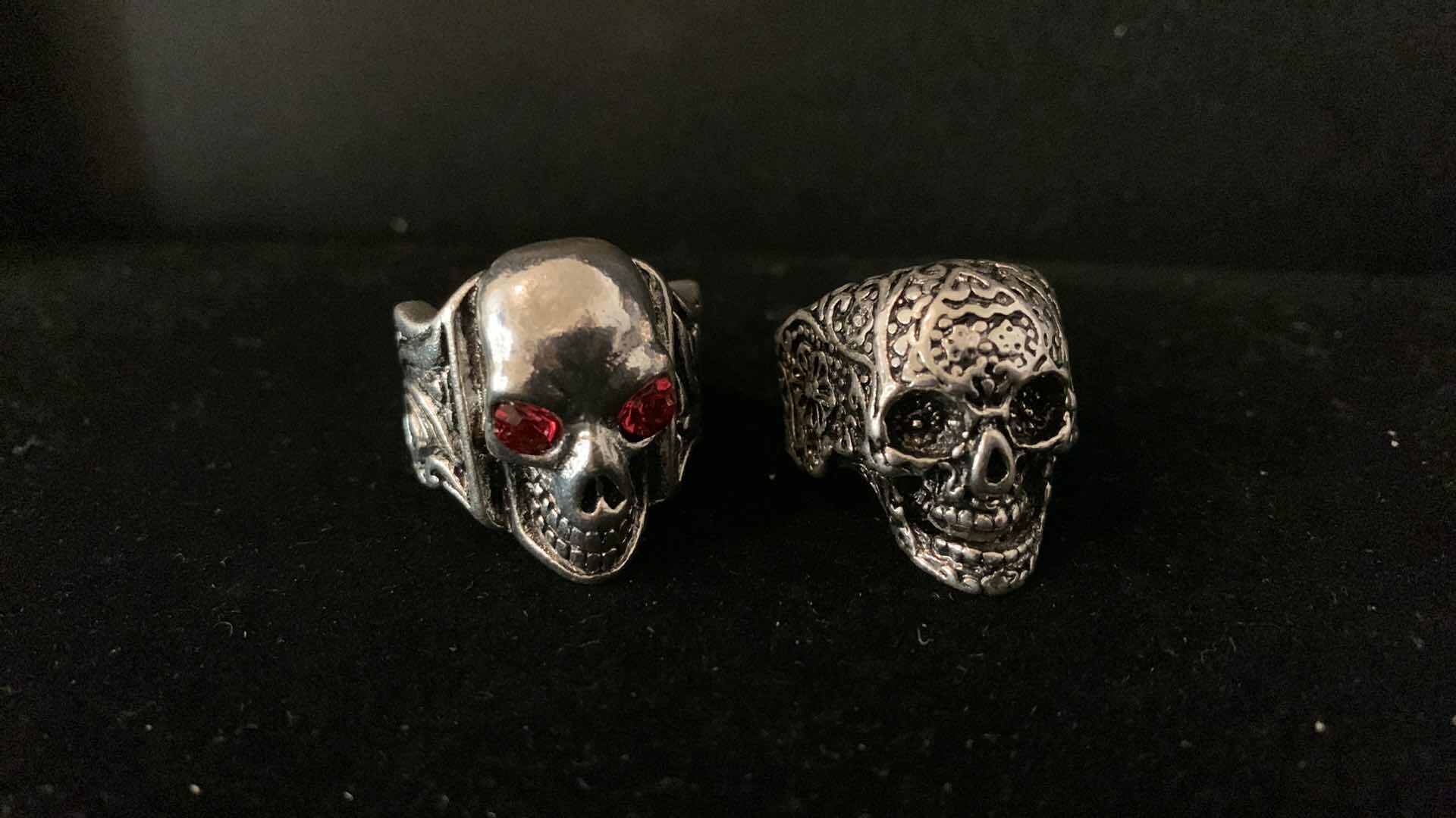 Photo 1 of MENS RINGS SIZE 9.5