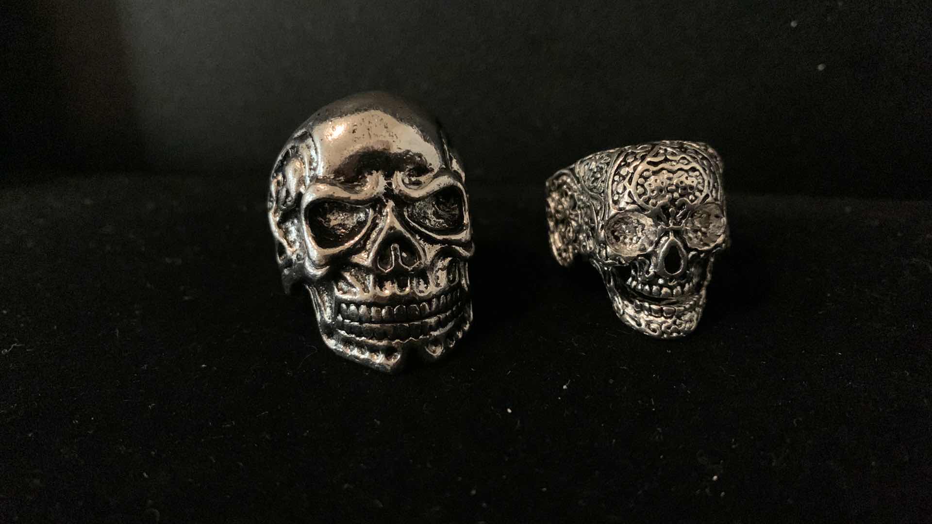 Photo 1 of MENS RINGS SIZE 10