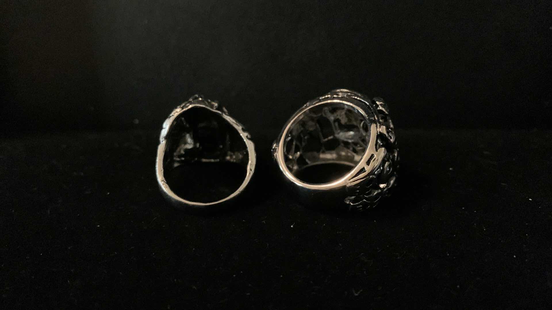 Photo 1 of MENS RINGS SIZE 8