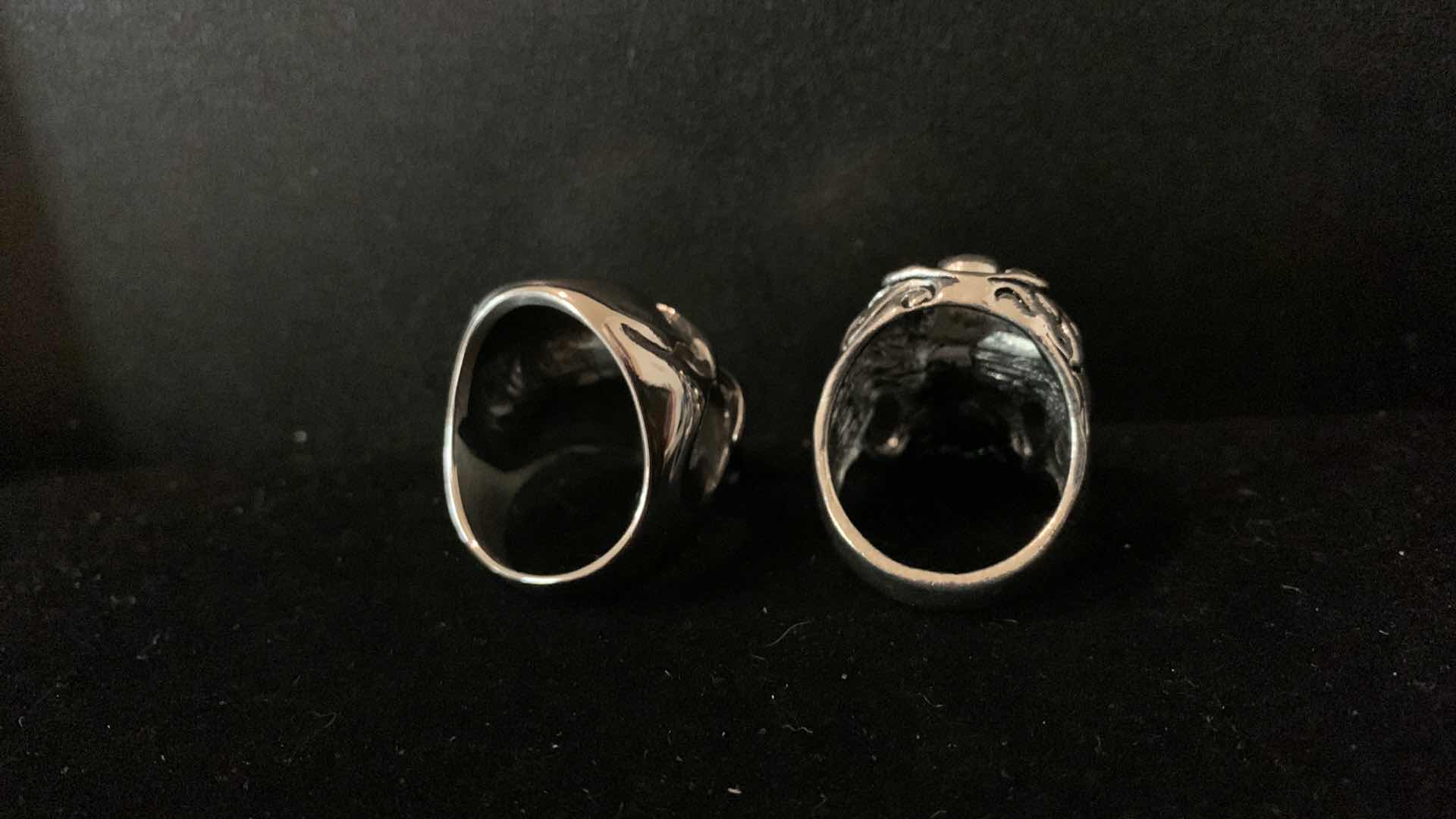 Photo 2 of MENS RINGS SIZE 10