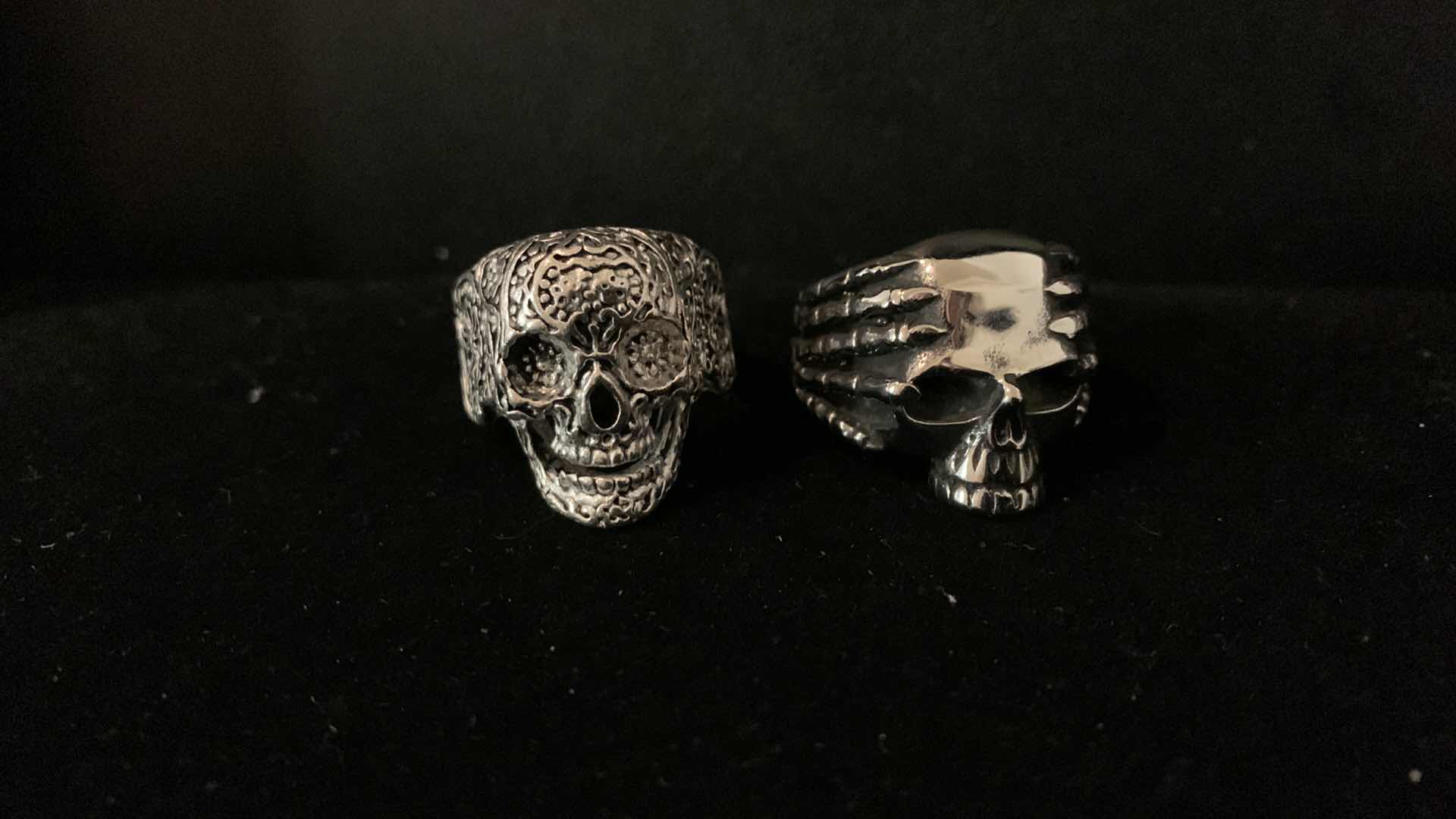 Photo 1 of MENS RINGS SIZE 10