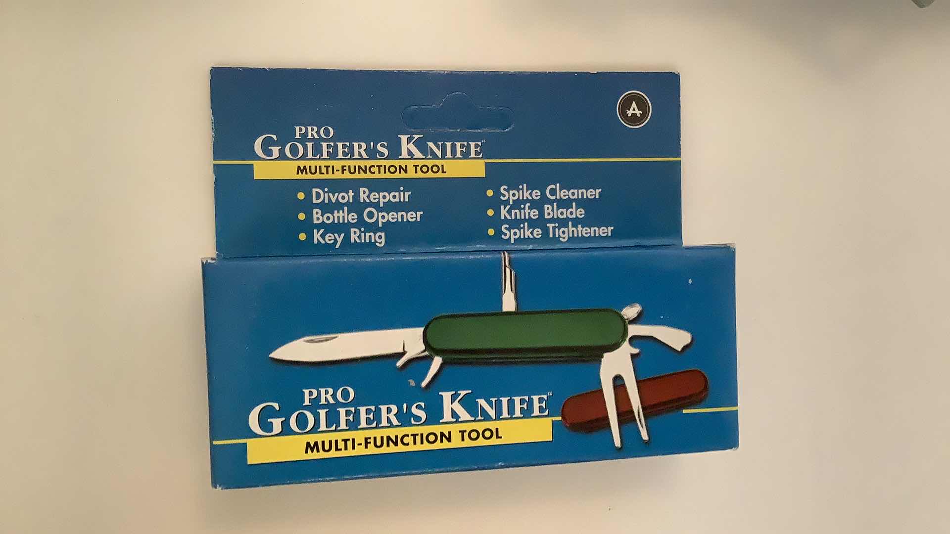 Photo 1 of 3 PCS ASSORTED POCKET KNIVES