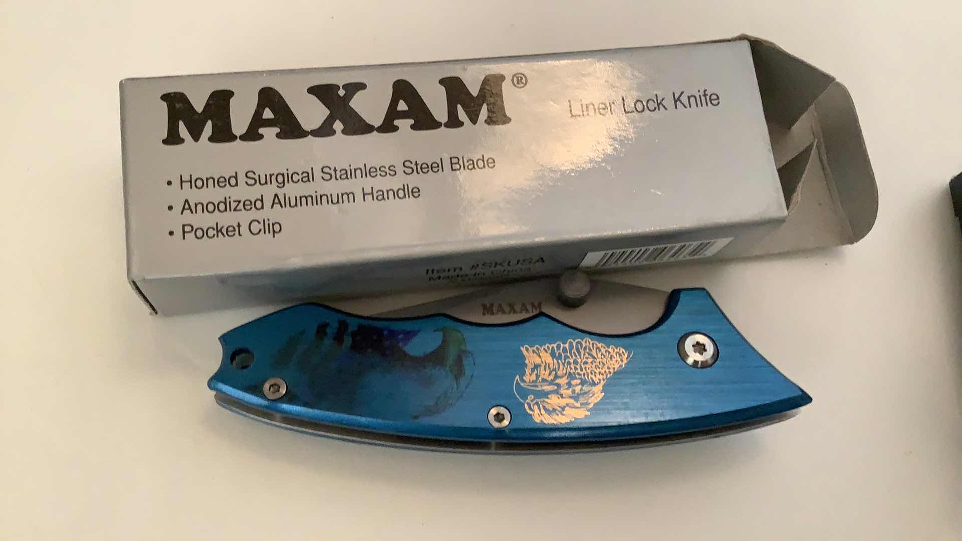 Photo 3 of 3 PCS ASSORTED POCKET KNIVES