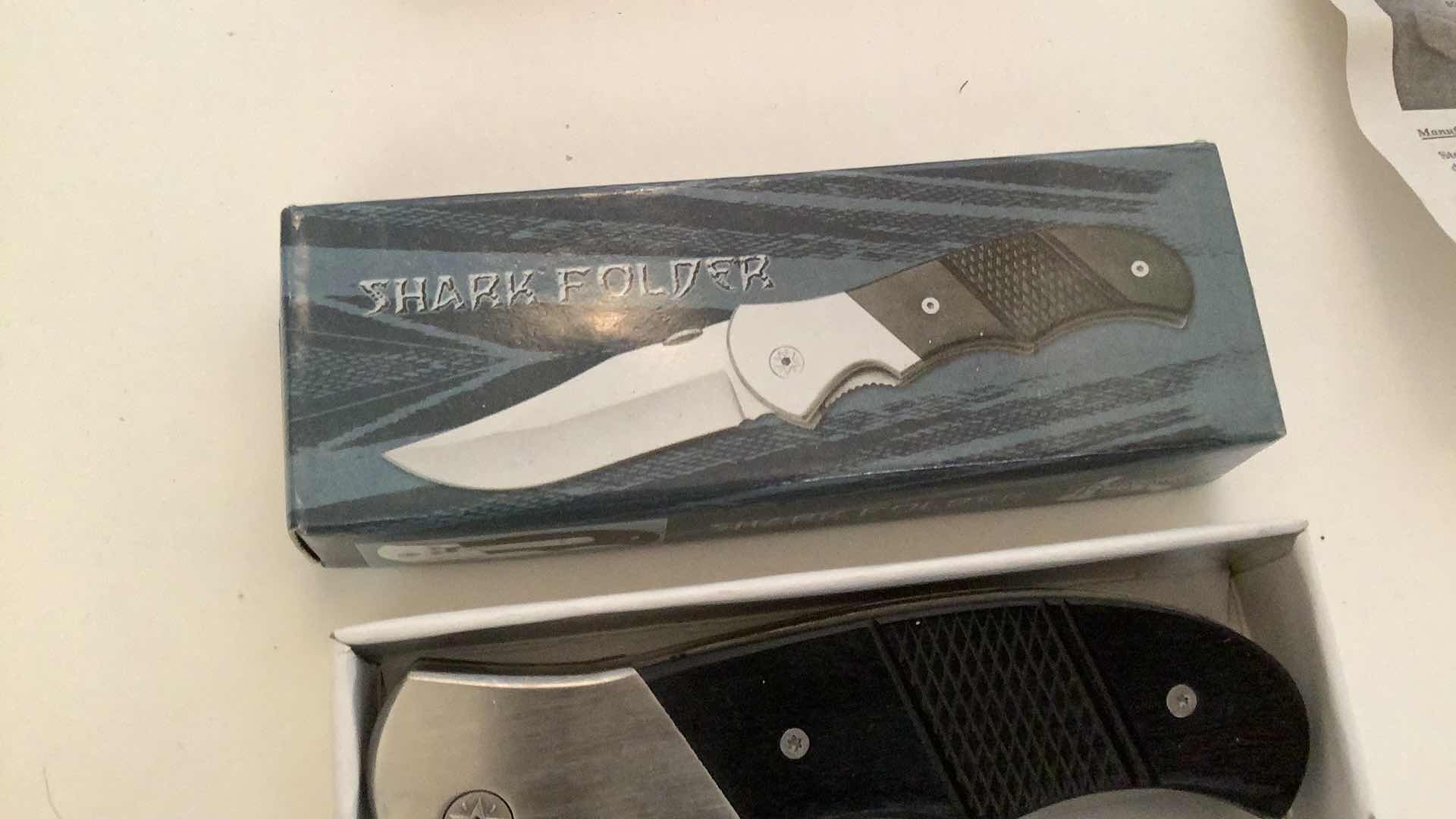 Photo 1 of 3 PCS ASSORTED POCKET KNIVES