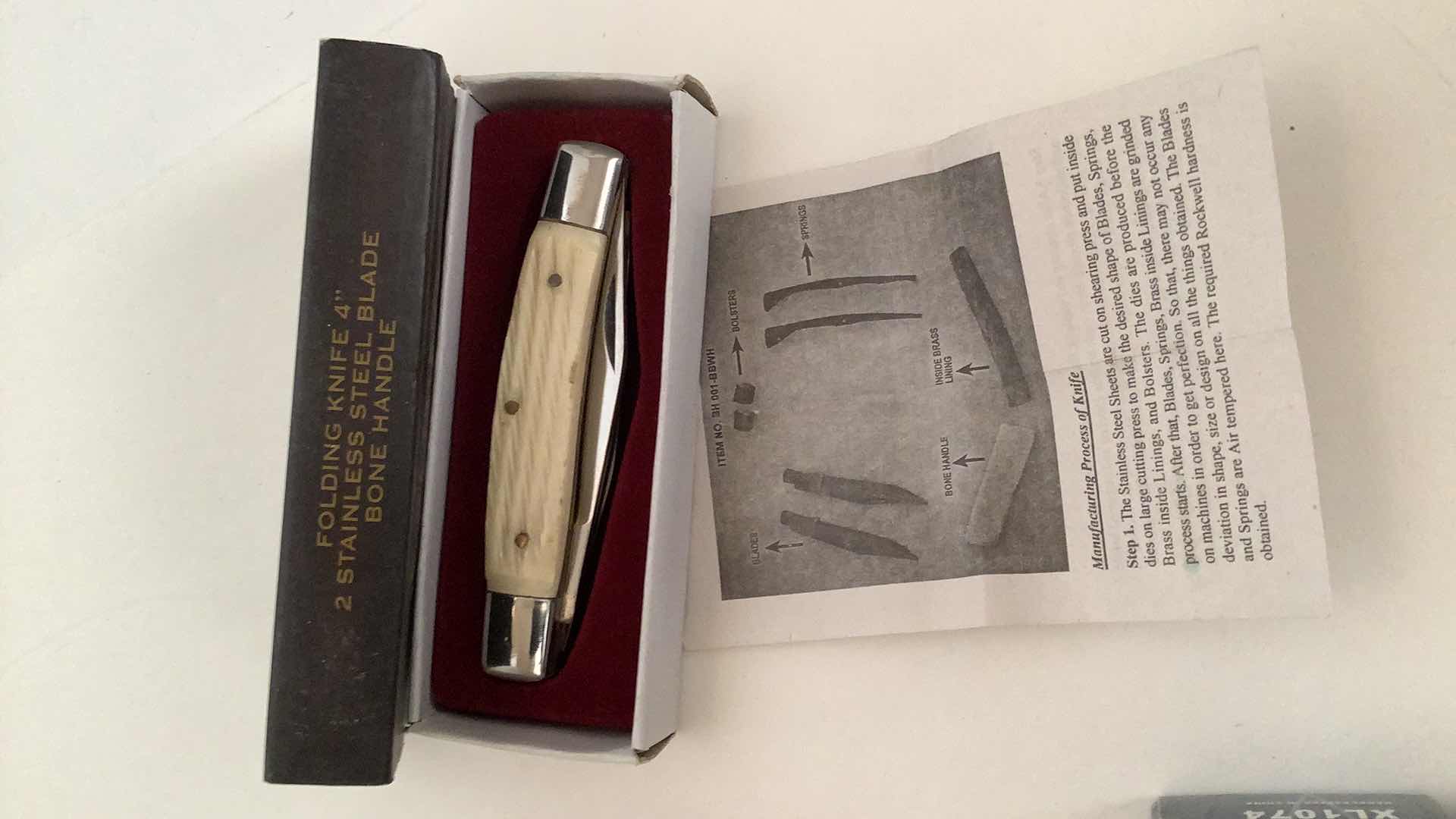 Photo 1 of 3 PCS ASSORTED POCKET KNIVES