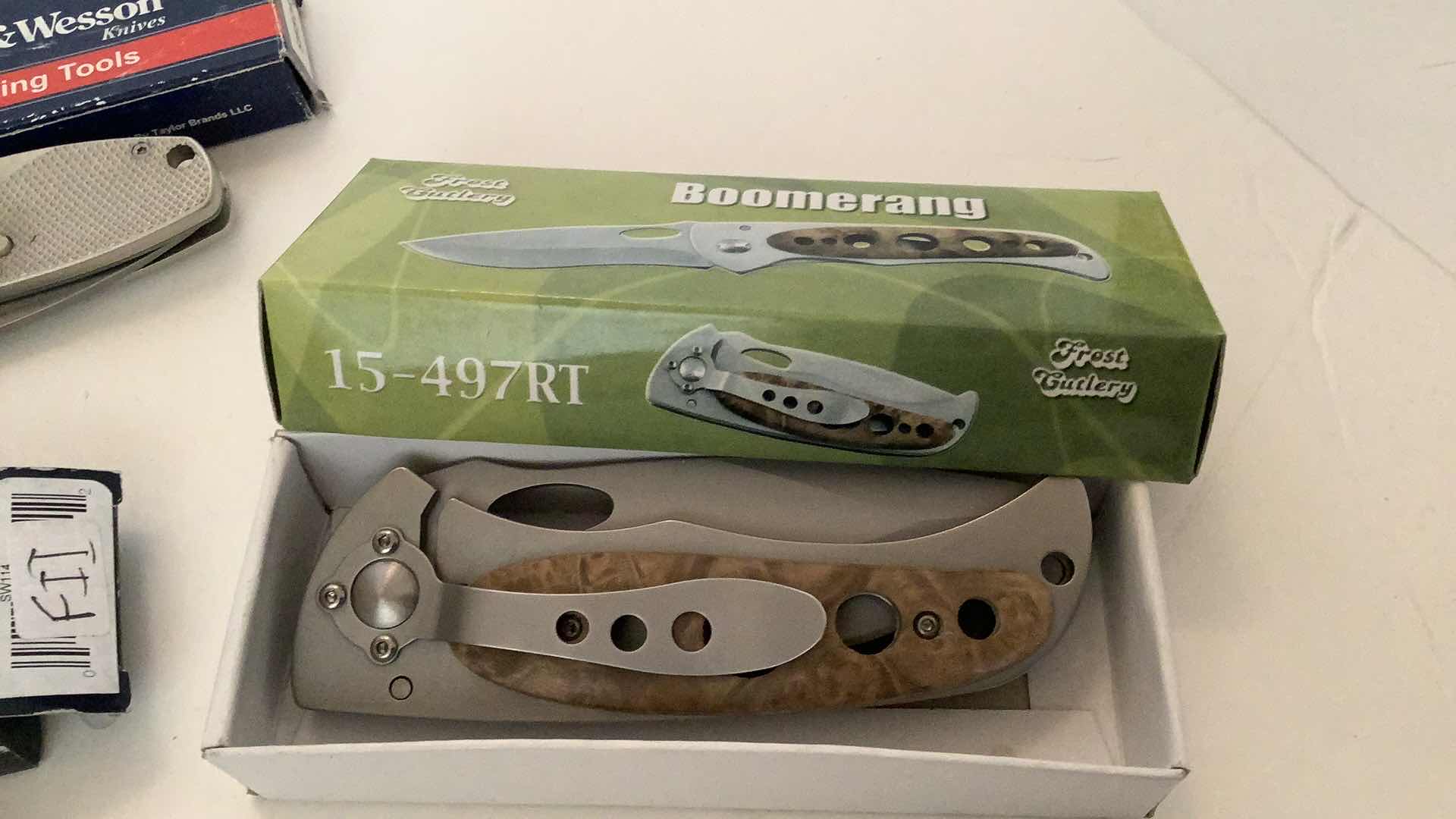 Photo 2 of 3 PCS ASSORTED POCKET KNIVES