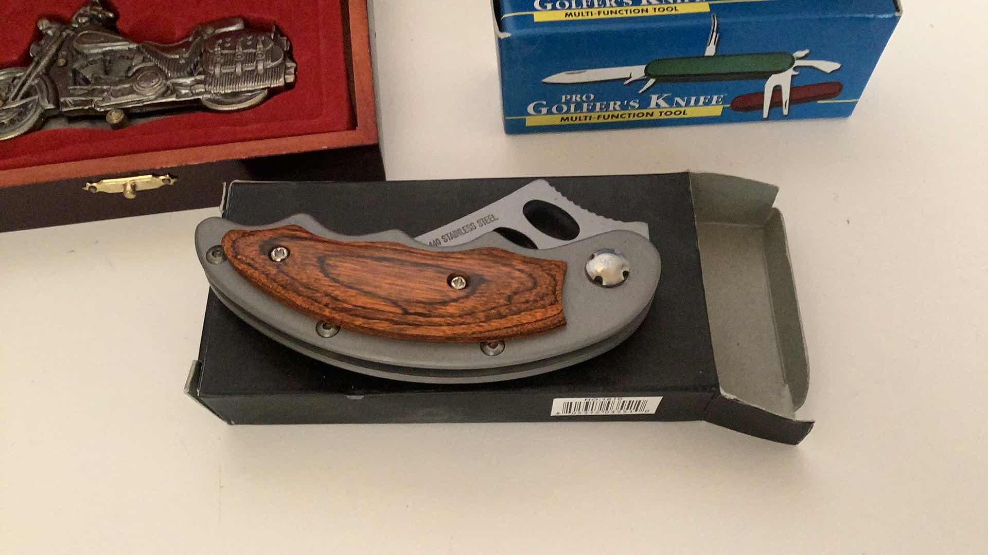 Photo 4 of 3 PCS ASSORTED POCKET KNIVES