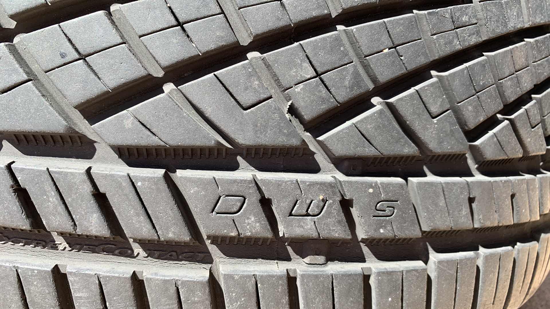 Photo 1 of CONTINENTAL CONTACT DWS 06 245/35 ZR 20