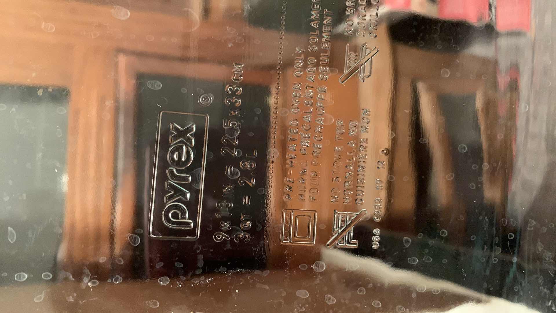 Photo 8 of VINTAGE CELL PHONES AND BEEPERS