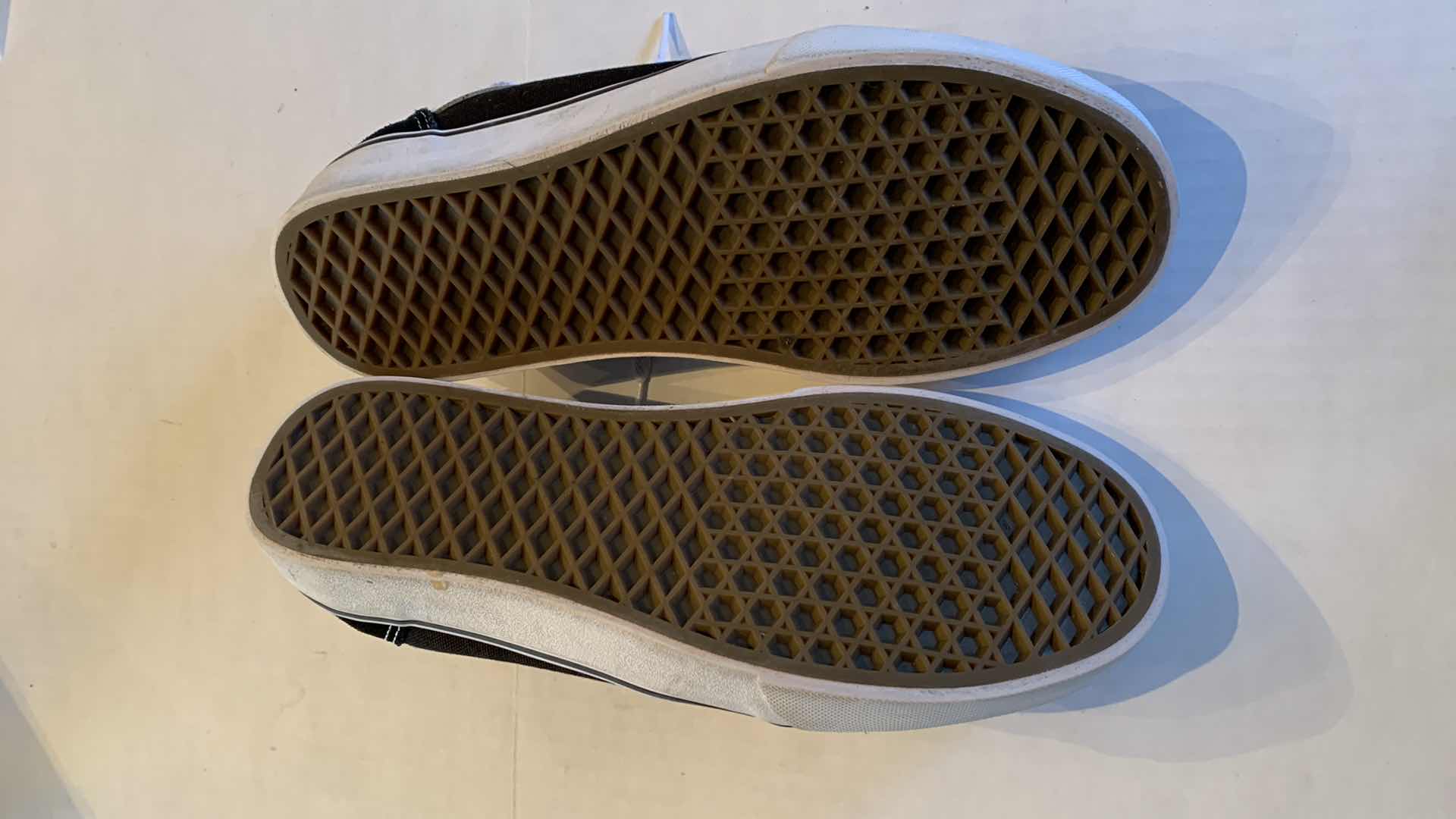 Photo 1 of MENS SUEDE VANS SIZE 8