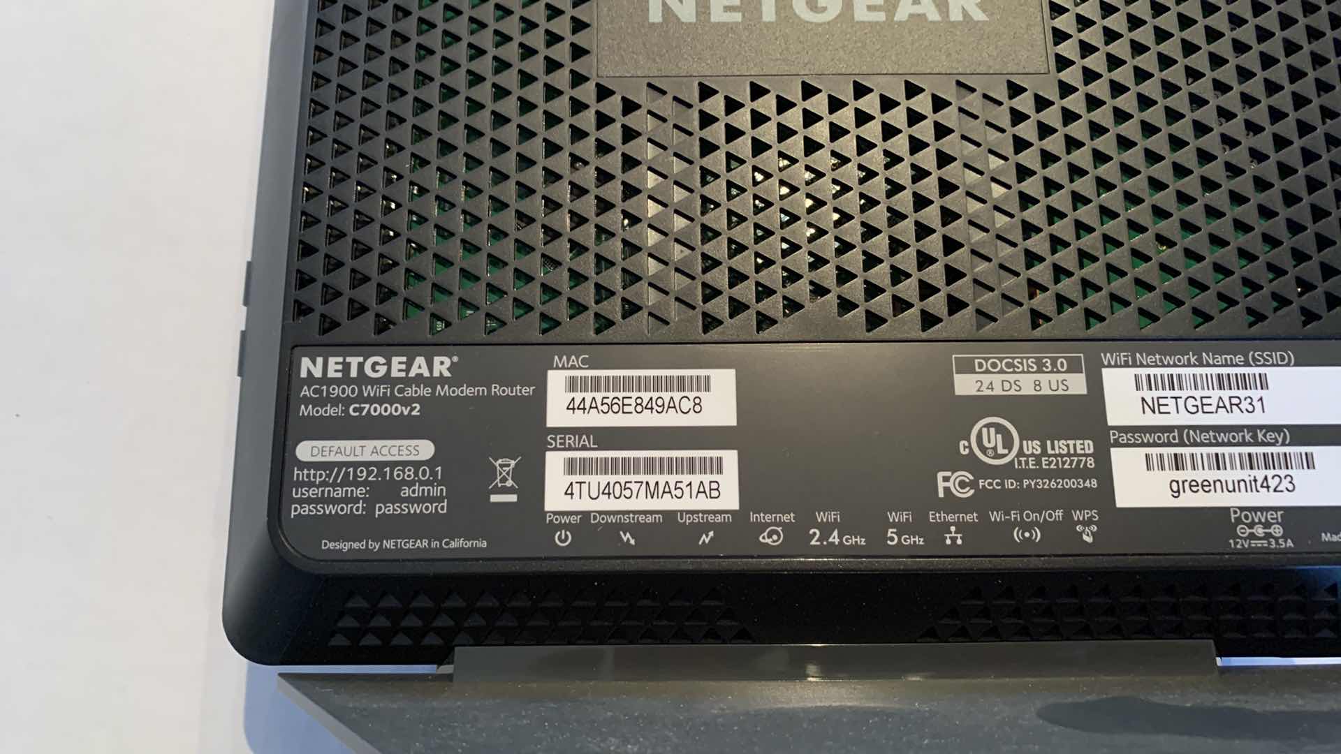 Photo 1 of NETGEAR AC1900 WI-FI CABLE MODEM ROUTER C7000V2