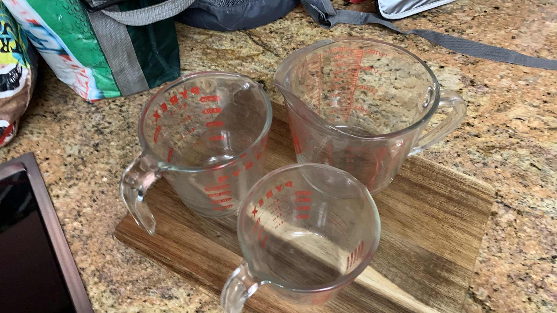 Photo 1 of 3 SIZES PYREX MEASURING CUPS
