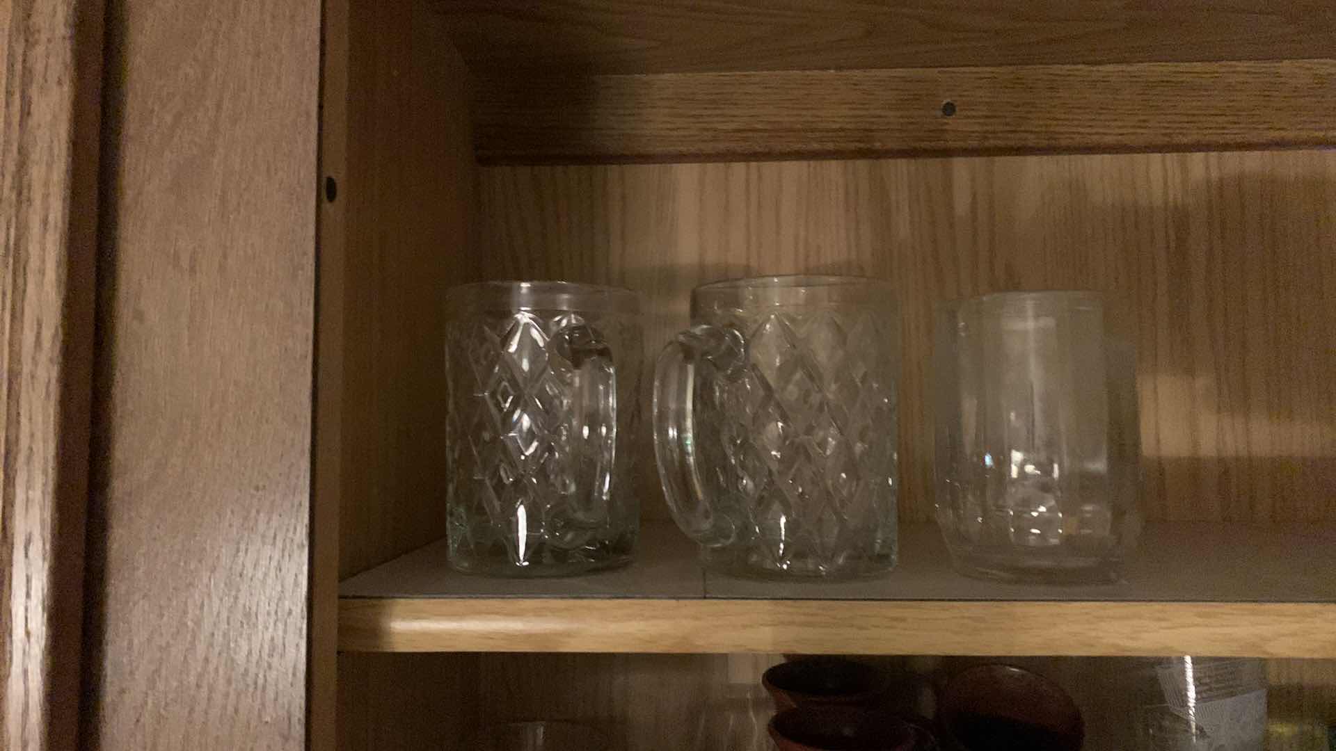 Photo 1 of CONTENTS OF SHELF