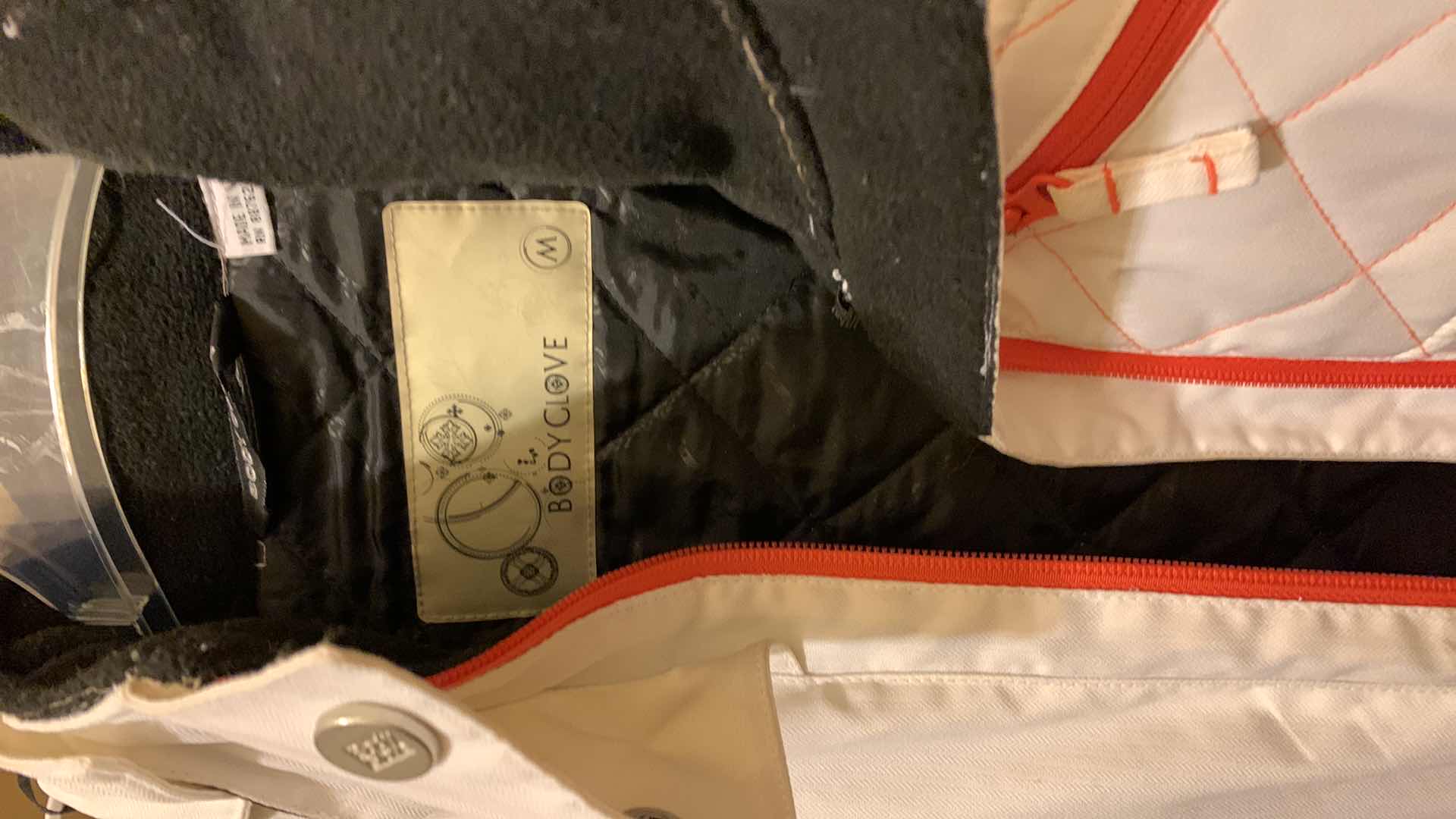 Photo 1 of BODY GLOVE SKI JACKET SIZE MEDIUM