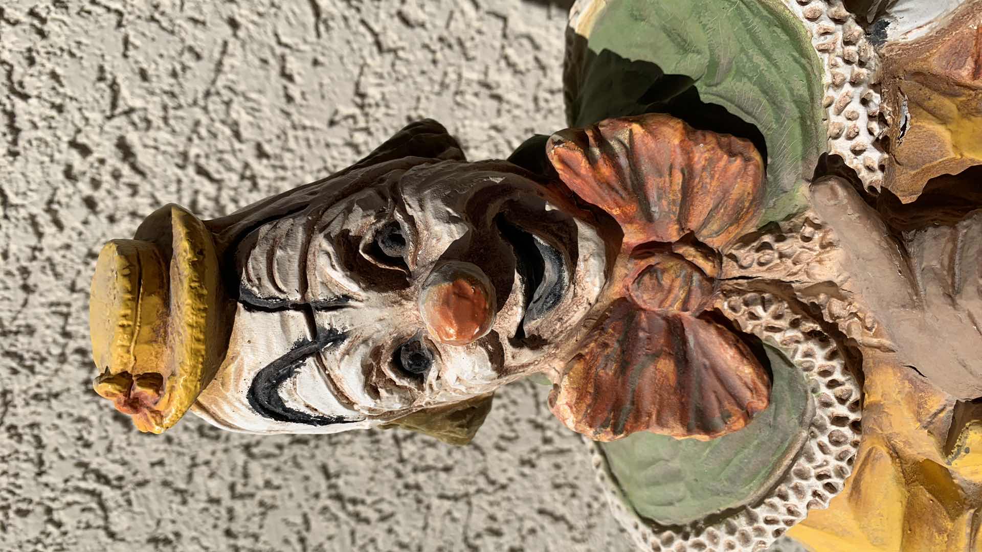 Photo 1 of RESN CLOWN STATUE 25” TALL