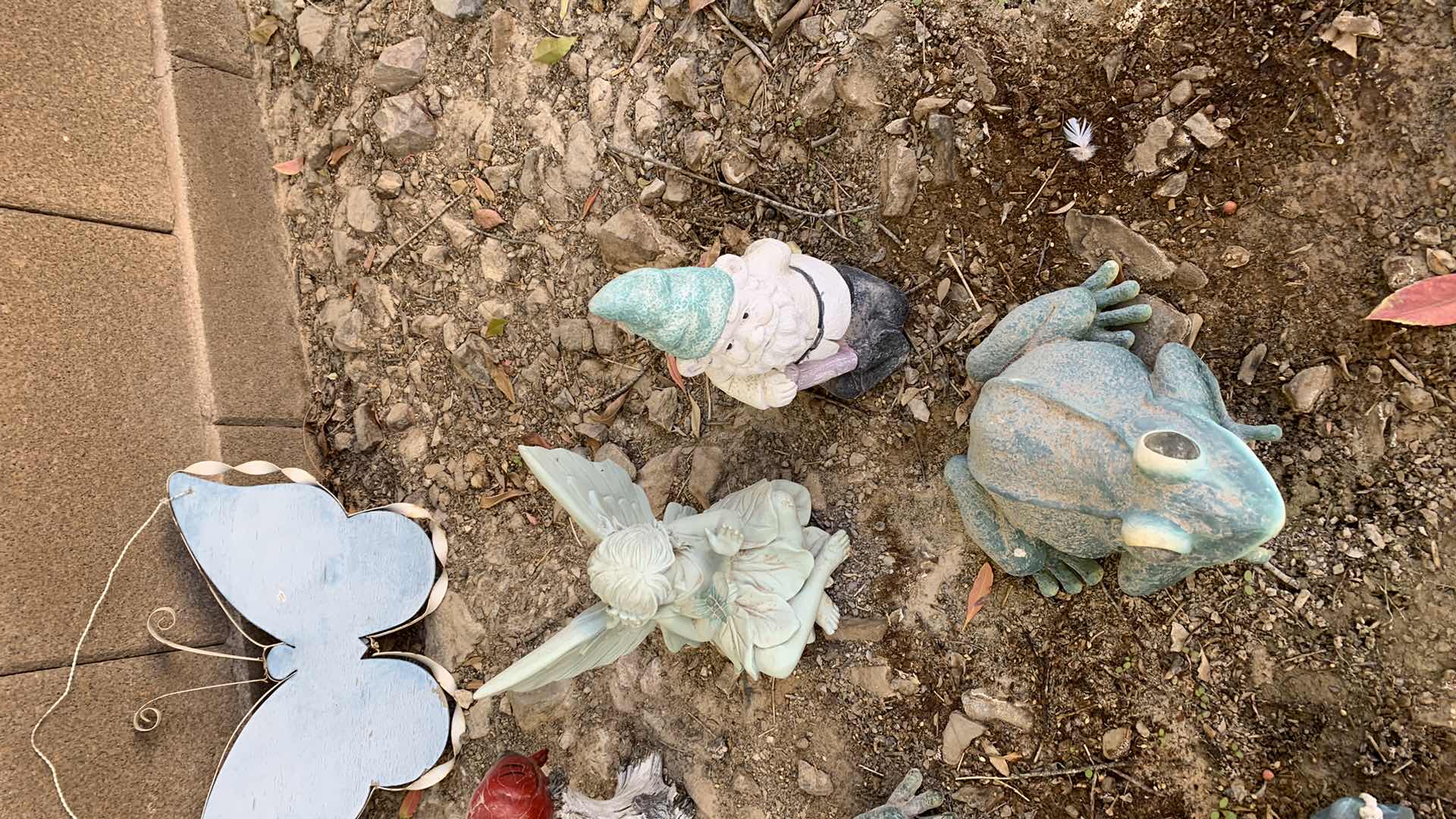 Photo 4 of BACKYARD DECOR