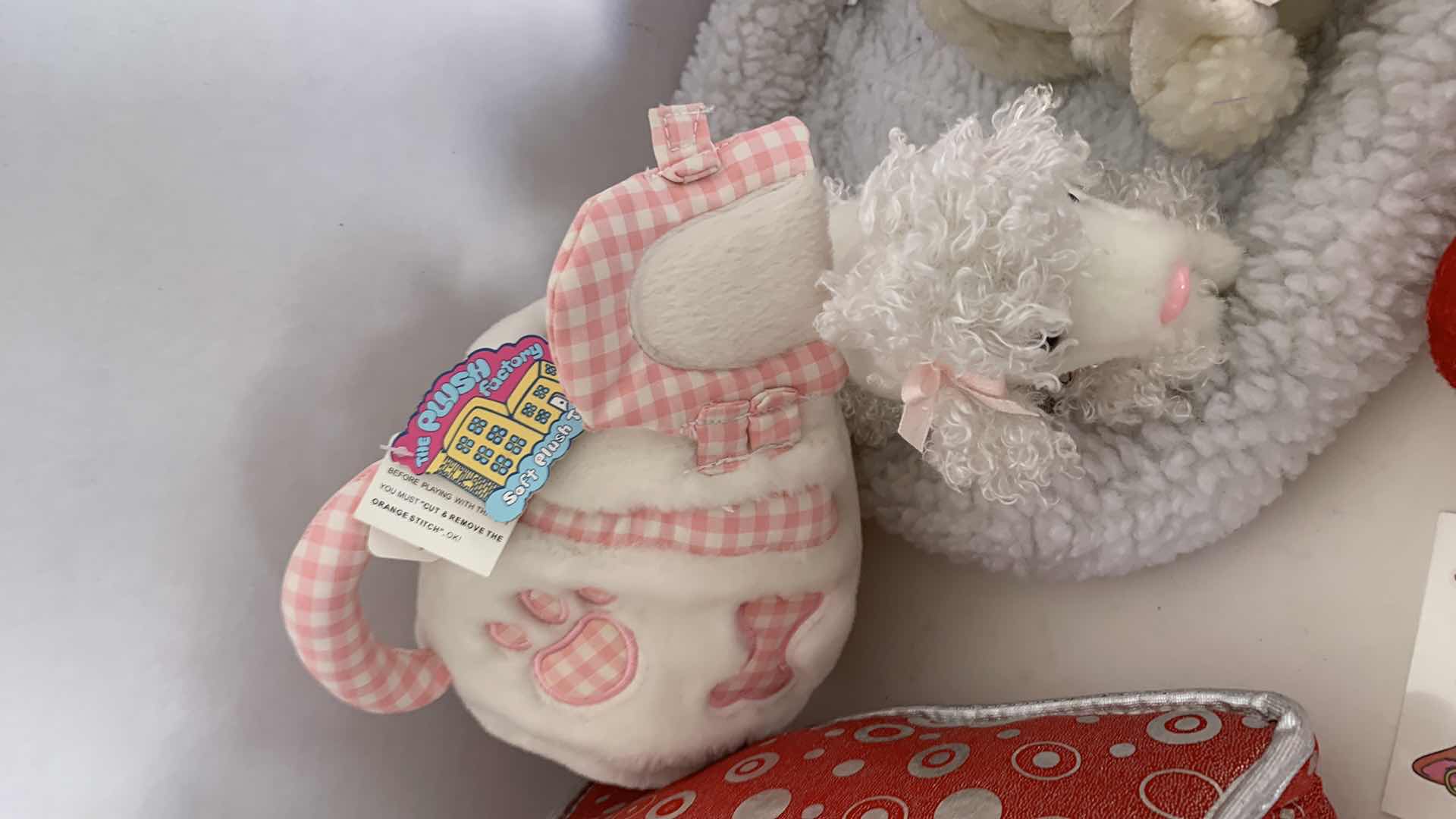 Photo 5 of DOG AND CAT ITEMS