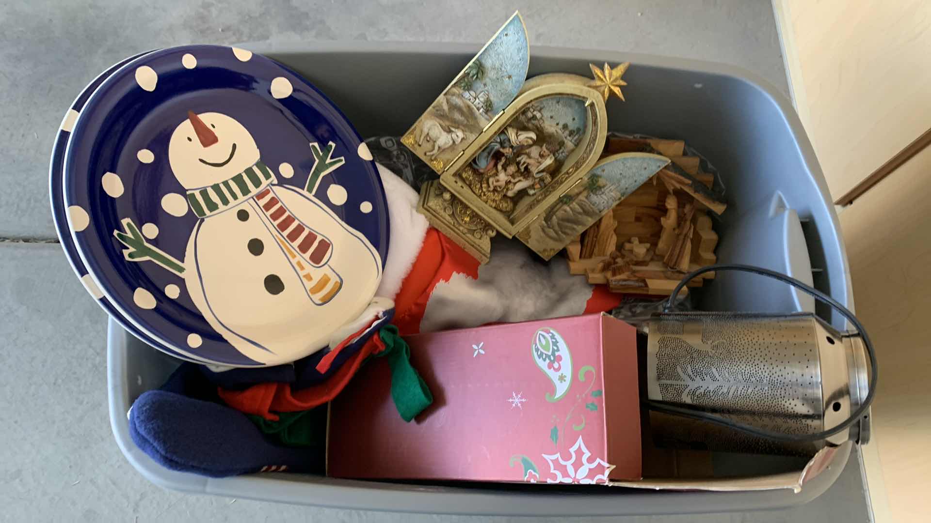 Photo 1 of CHRISTMAS DECORATIONS