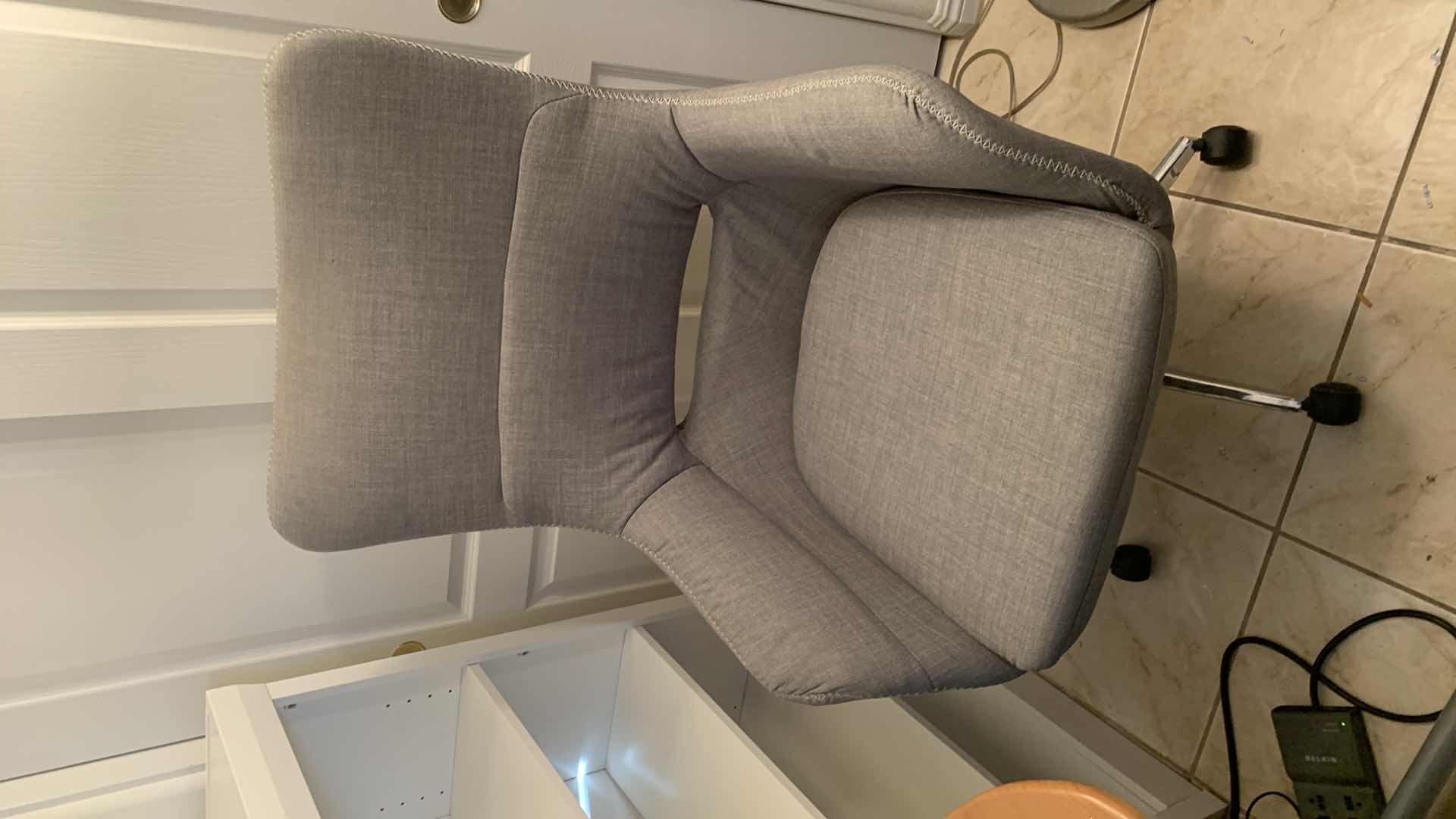 Photo 1 of OFFICE CHAIR