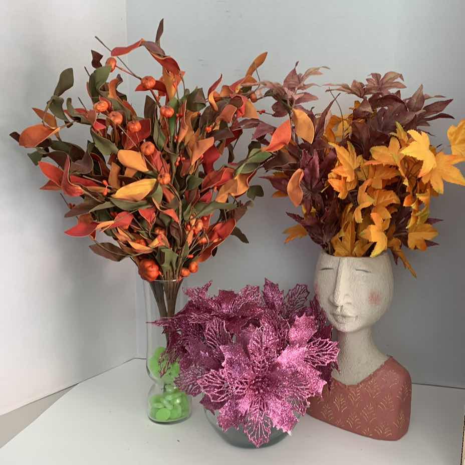 Photo 1 of 3-DECORATIVE VASES