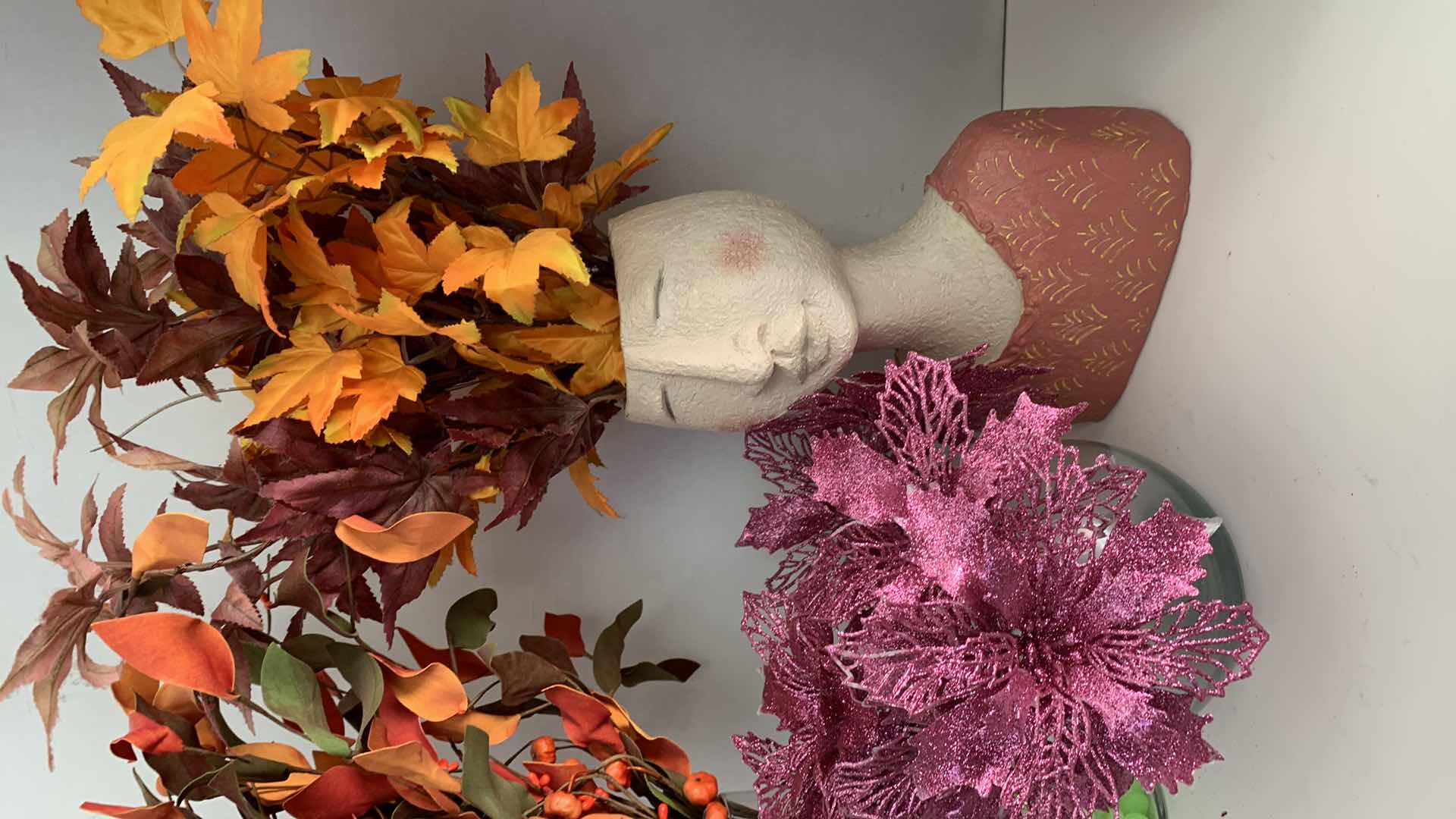 Photo 2 of 3-DECORATIVE VASES