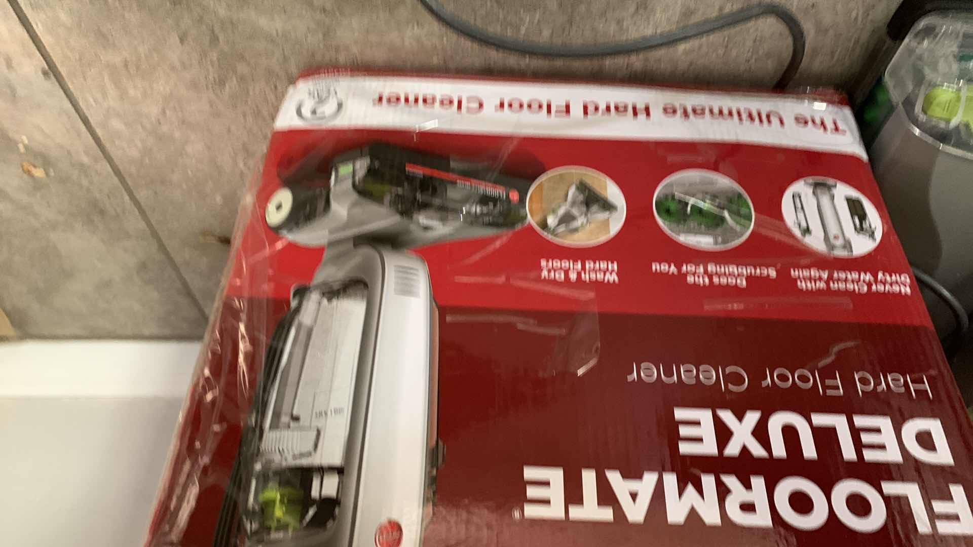 Photo 1 of HOOVER FLOORMATE DELUXE HARD FLOOR CLEANER