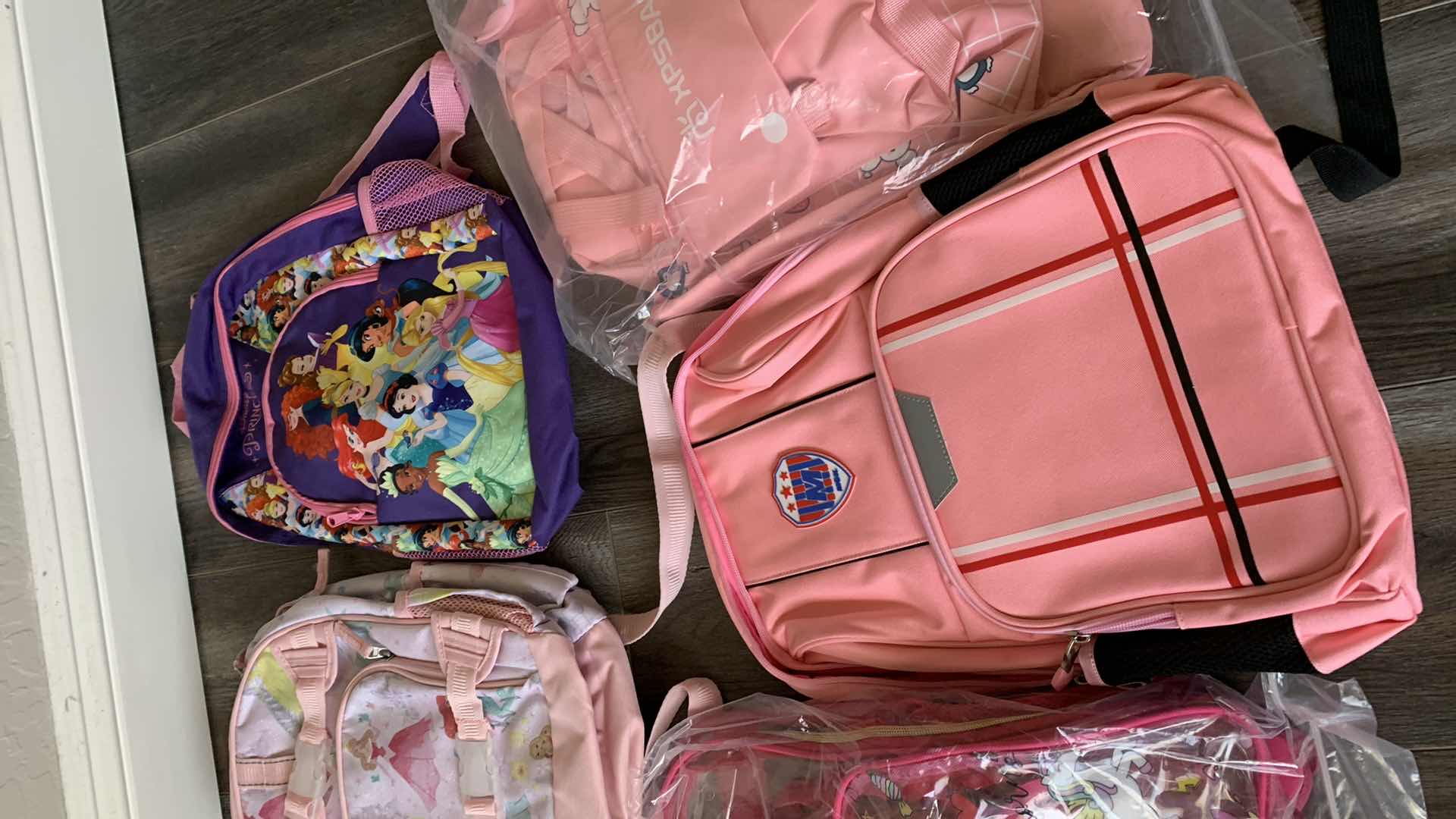 Photo 3 of 5-GIRLS BACKPACKS