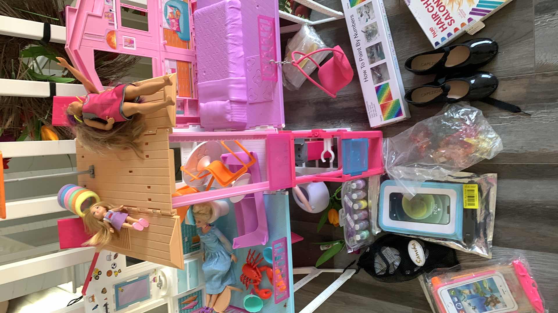 Photo 1 of DOLLHOUSE AND TOYS