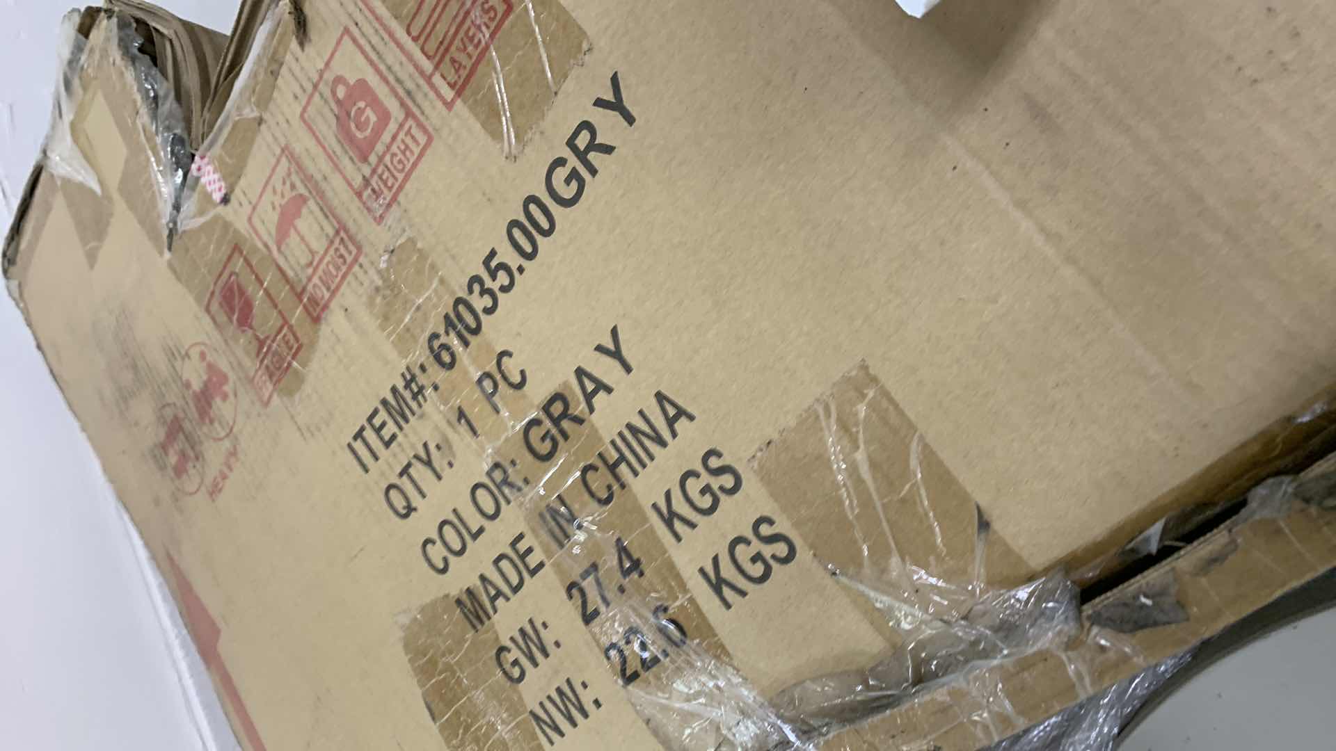 Photo 1 of MIA MID-CENTURY MODERN TUFTED FABRIC UPHOLSTERED LOVESEAT WITH TAPERED LEGS