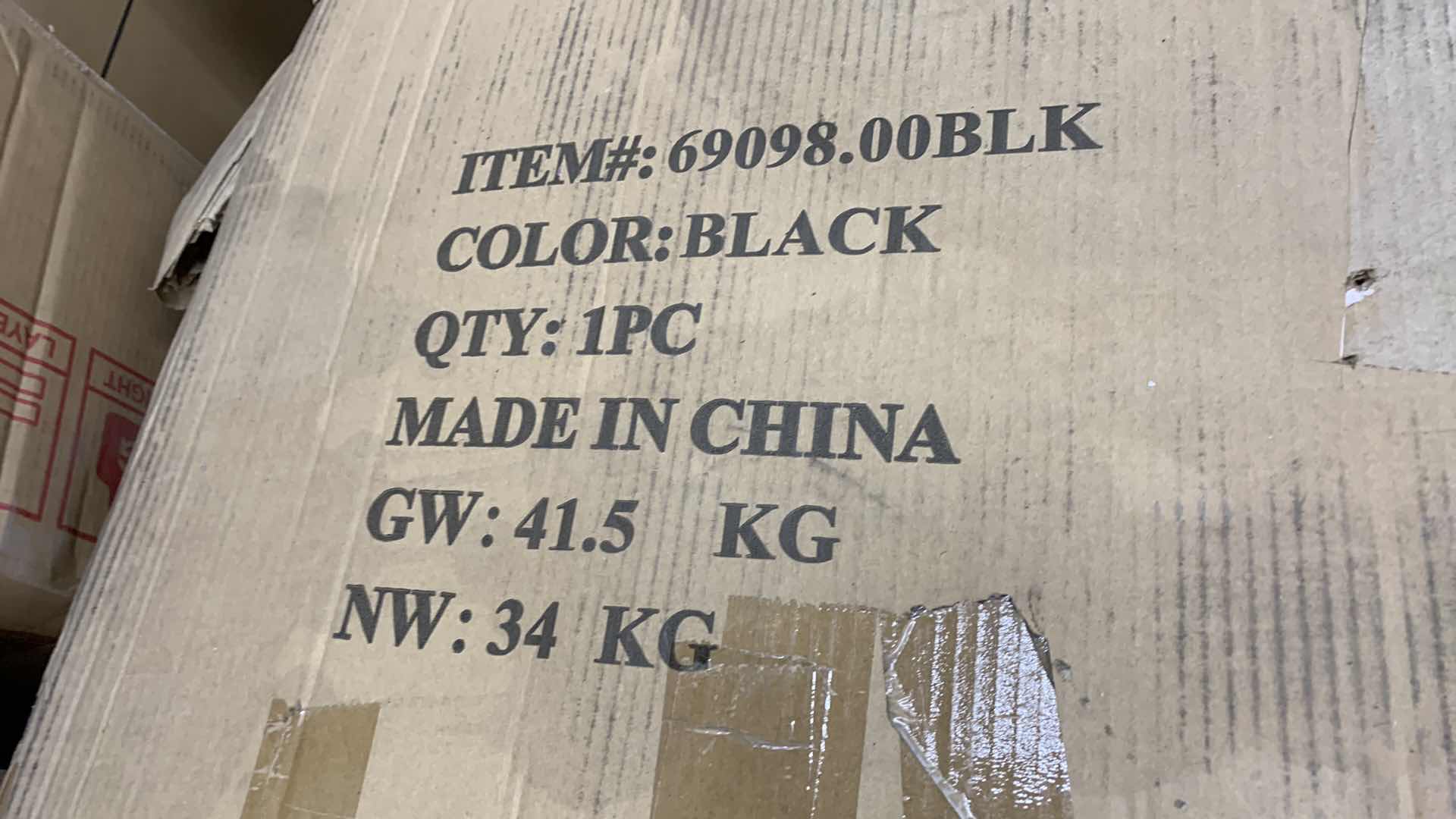 Photo 1 of JEPHTHAH CONTEMPORARY TUFTED VELVET SECTIONAL SOFA WITH STORAGE CHAISE LOUNGE