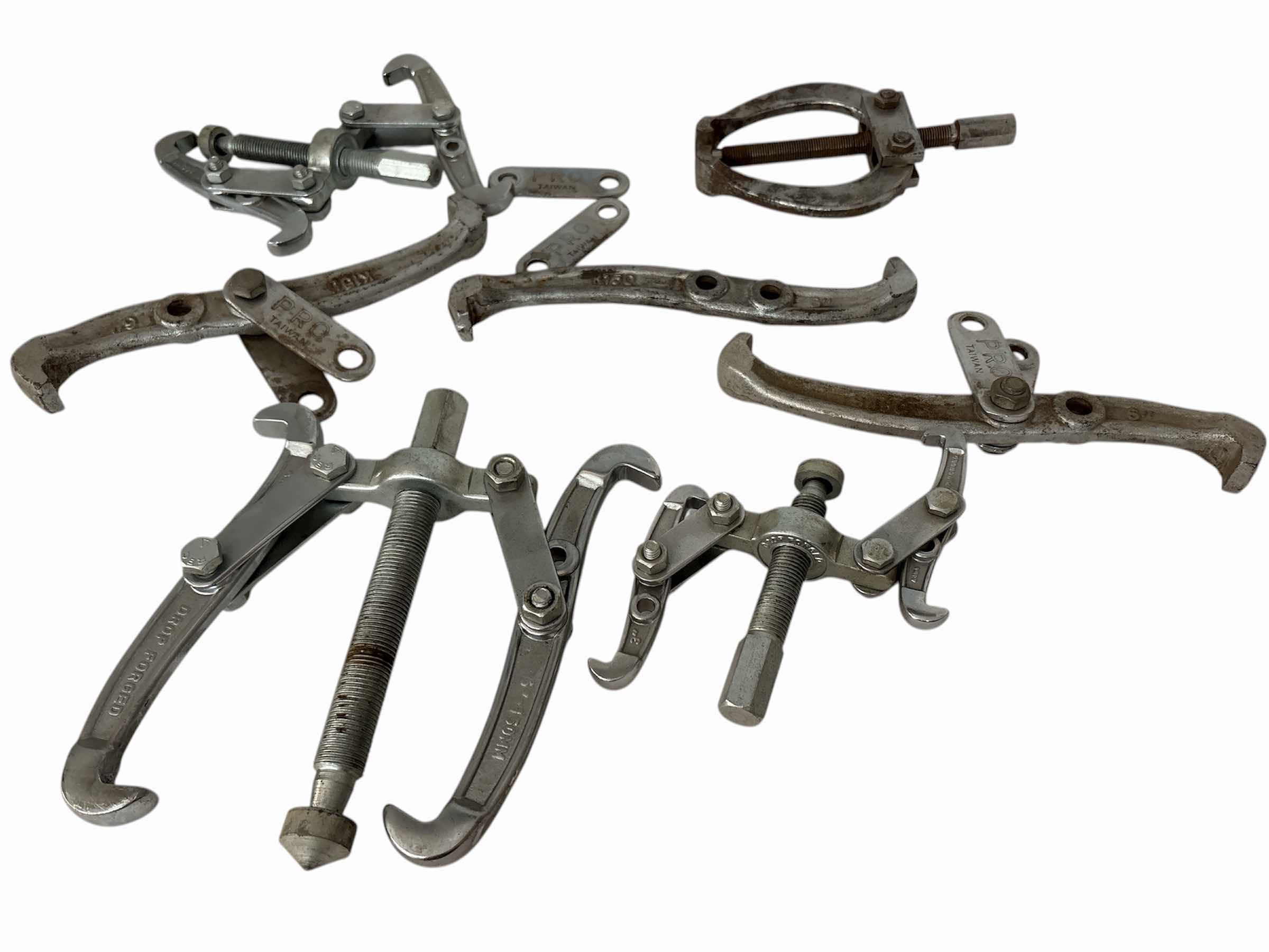 Photo 1 of (6)PCS GEAR PULLERS