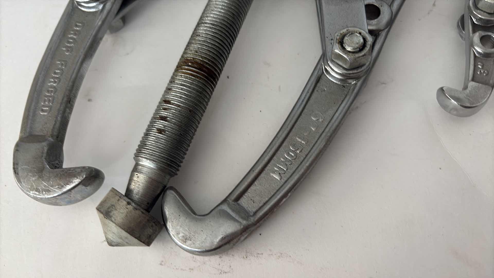 Photo 1 of (6)PCS GEAR PULLERS