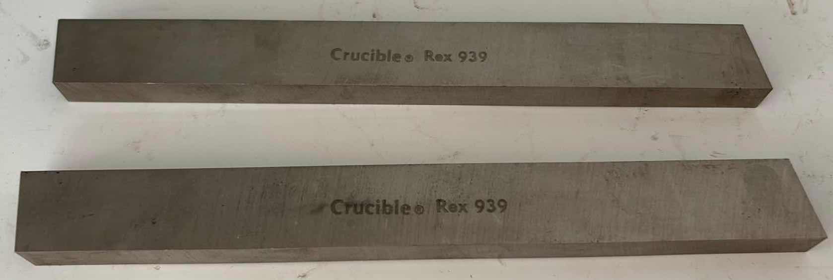 Photo 1 of (4)PCS CRUCIBLE REX 939 COBALT