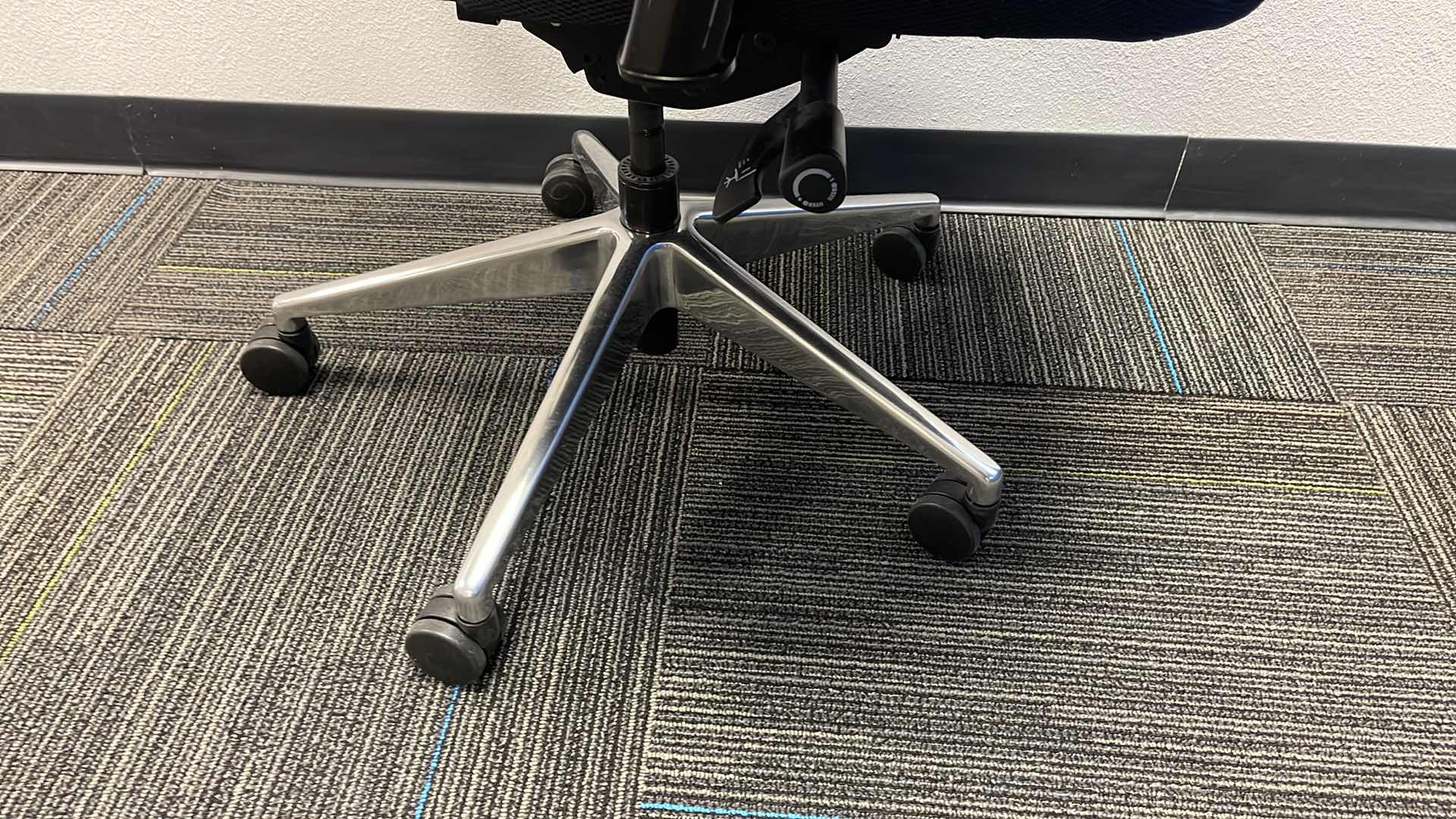 Photo 1 of COMMERCIAL MEDAL BASE ROLLING OFFICE CHAIR W LEATHER SEAT & LUMBAR SUPPORT