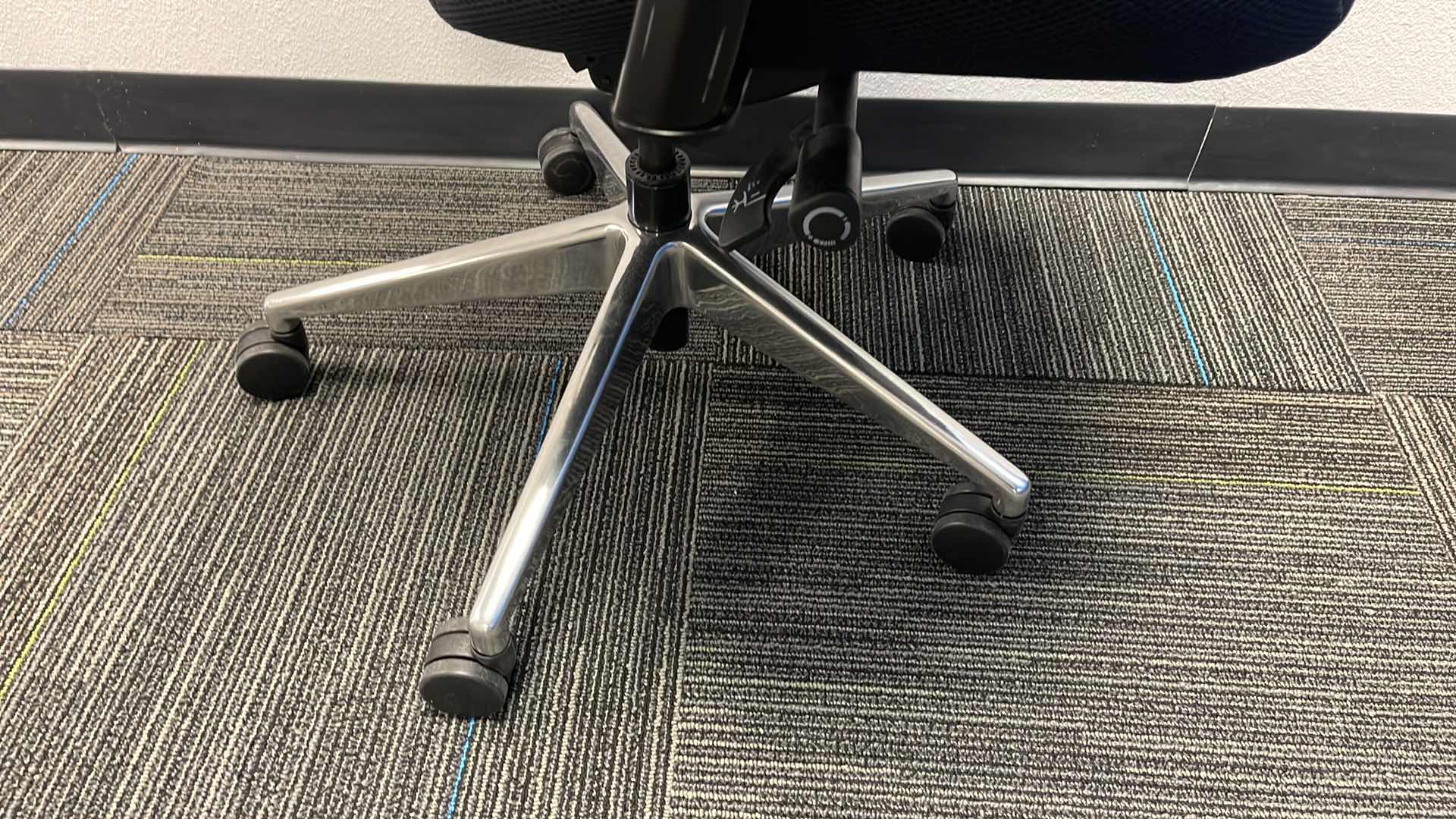 Photo 3 of COMMERCIAL MEDAL BASE ROLLING OFFICE CHAIR W LEATHER SEAT & LUMBAR SUPPORT