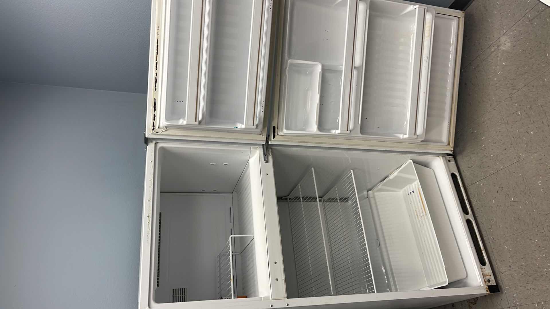 Photo 1 of HOTPOINT REFRIGERATOR & FREEZER 29” X 29” H65 (WORKING)