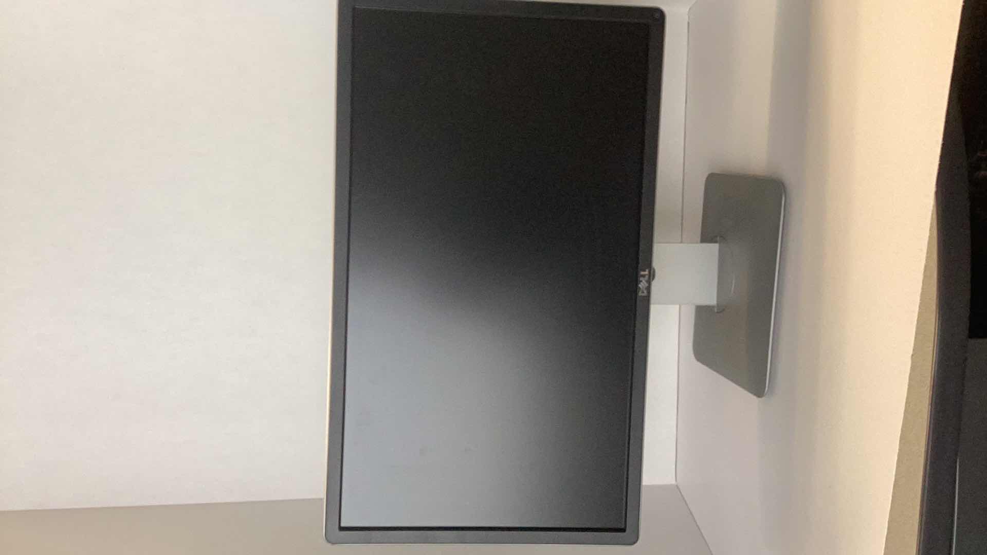 Photo 1 of DELL 23” FLAT PANEL MONITOR P2314HT