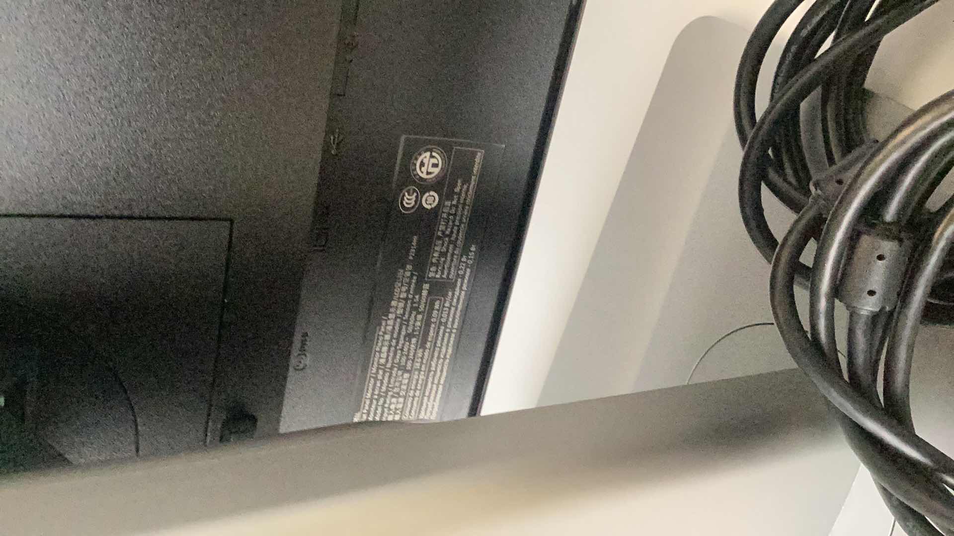 Photo 1 of DELL 23” FLAT PANEL MONITOR P2314HT