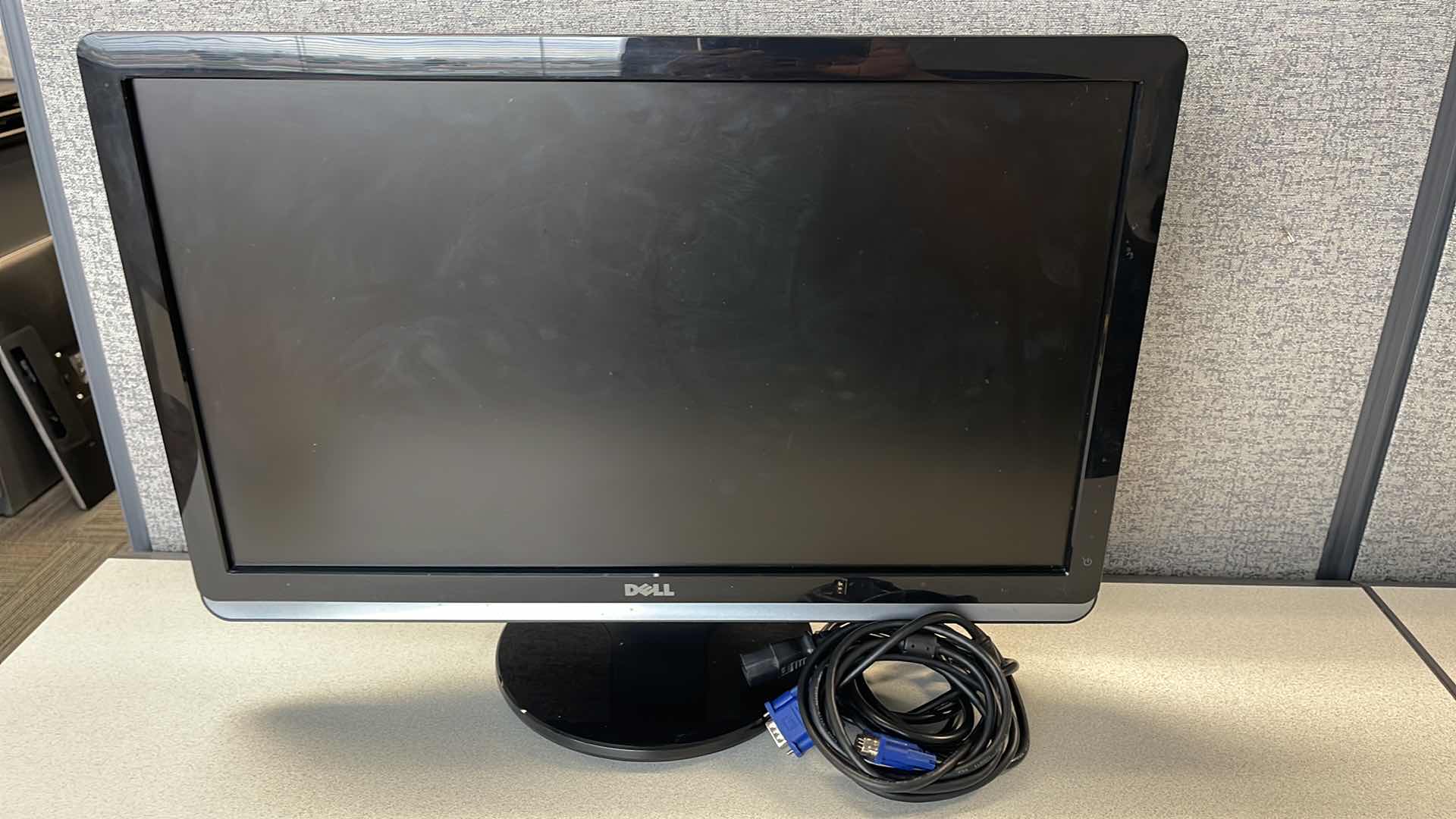 Photo 1 of DELL 21” COMPUTER MONITOR