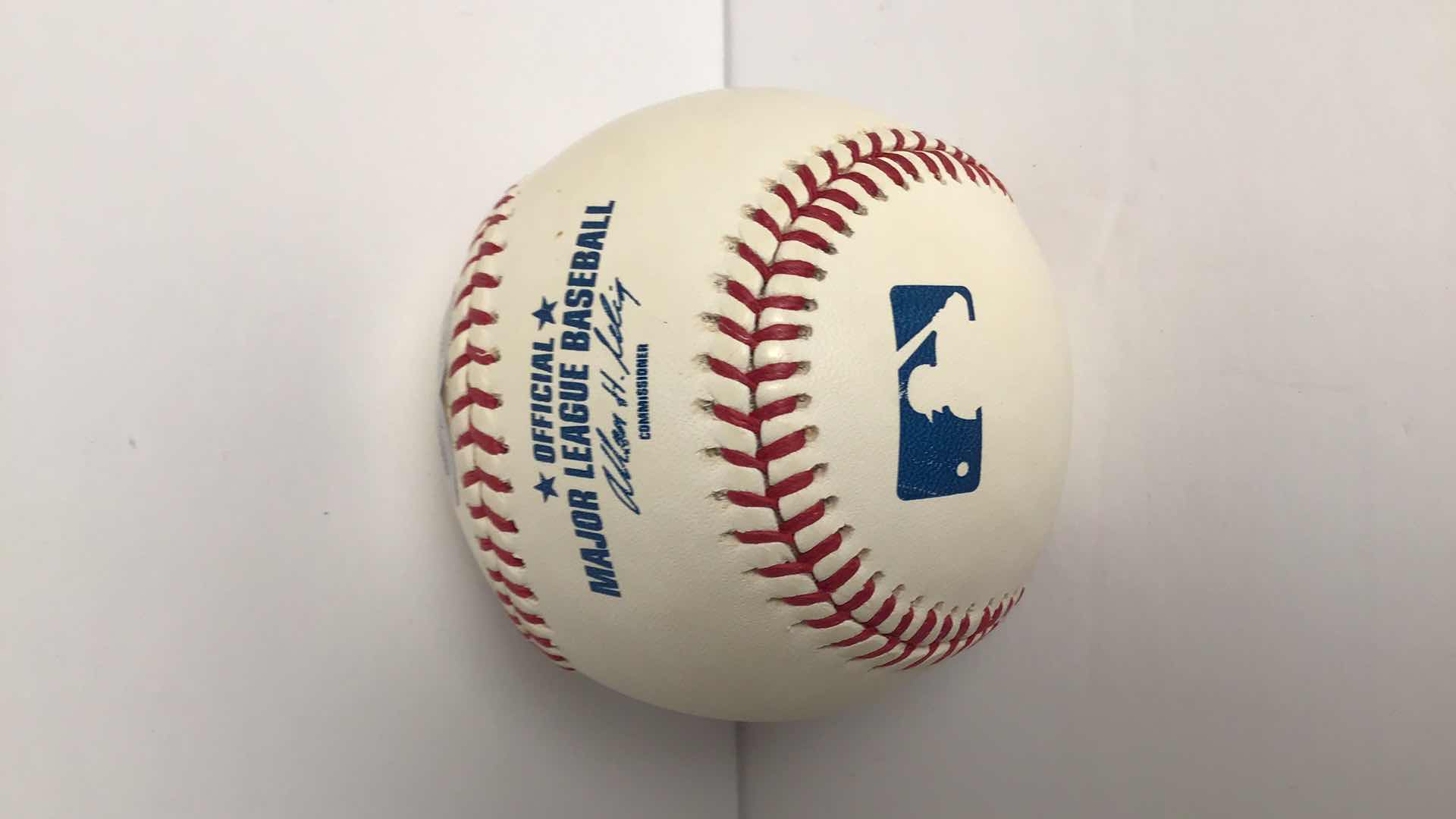 Photo 1 of $50 JERRY HAIRSTON JR SIGNED OFFICIAL RAWLINGS BASEBALL*