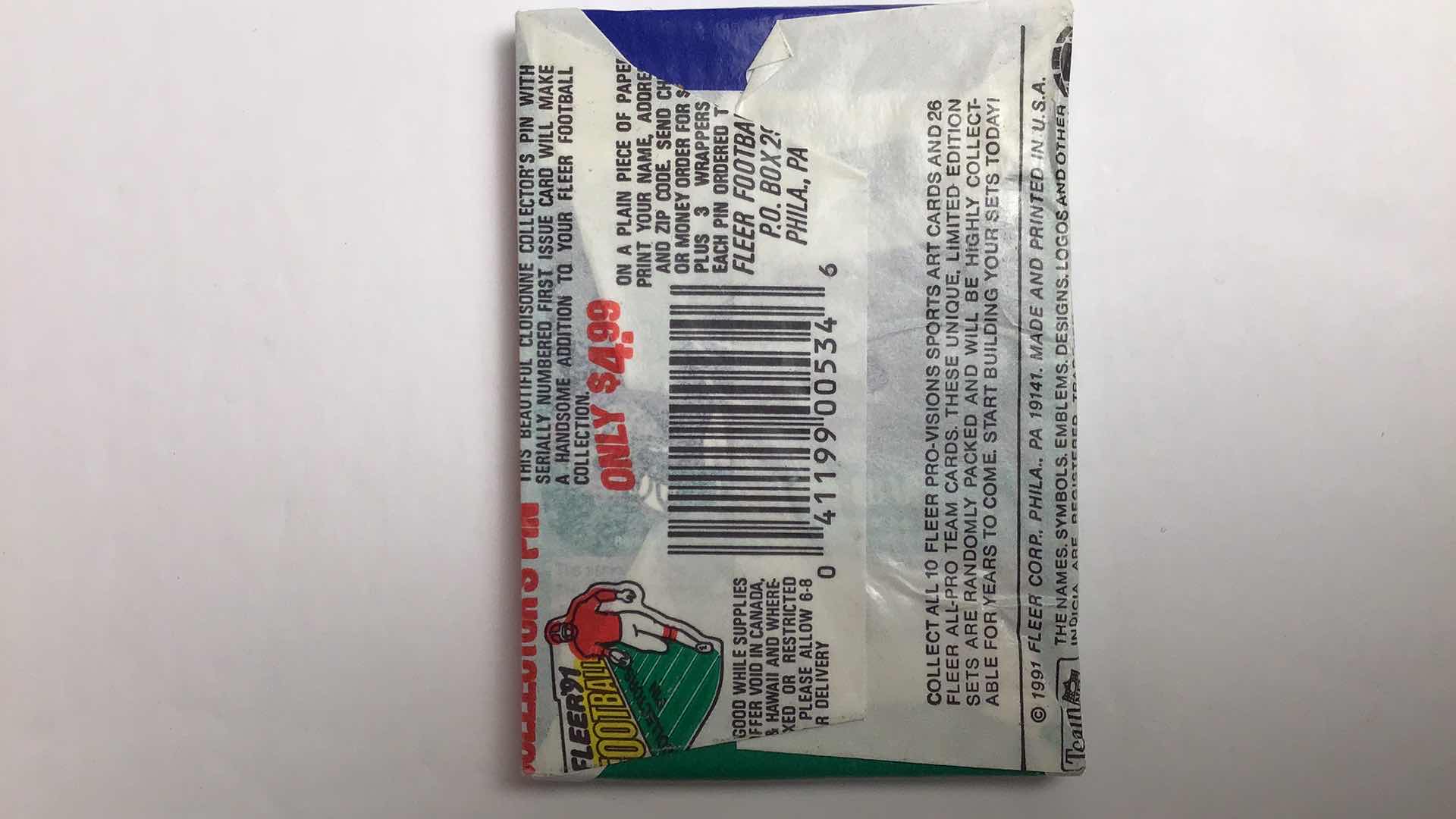 Photo 1 of $100 LOT OF 16 FLEER 91 SEALED FOOTBALL TRADING CARDS*