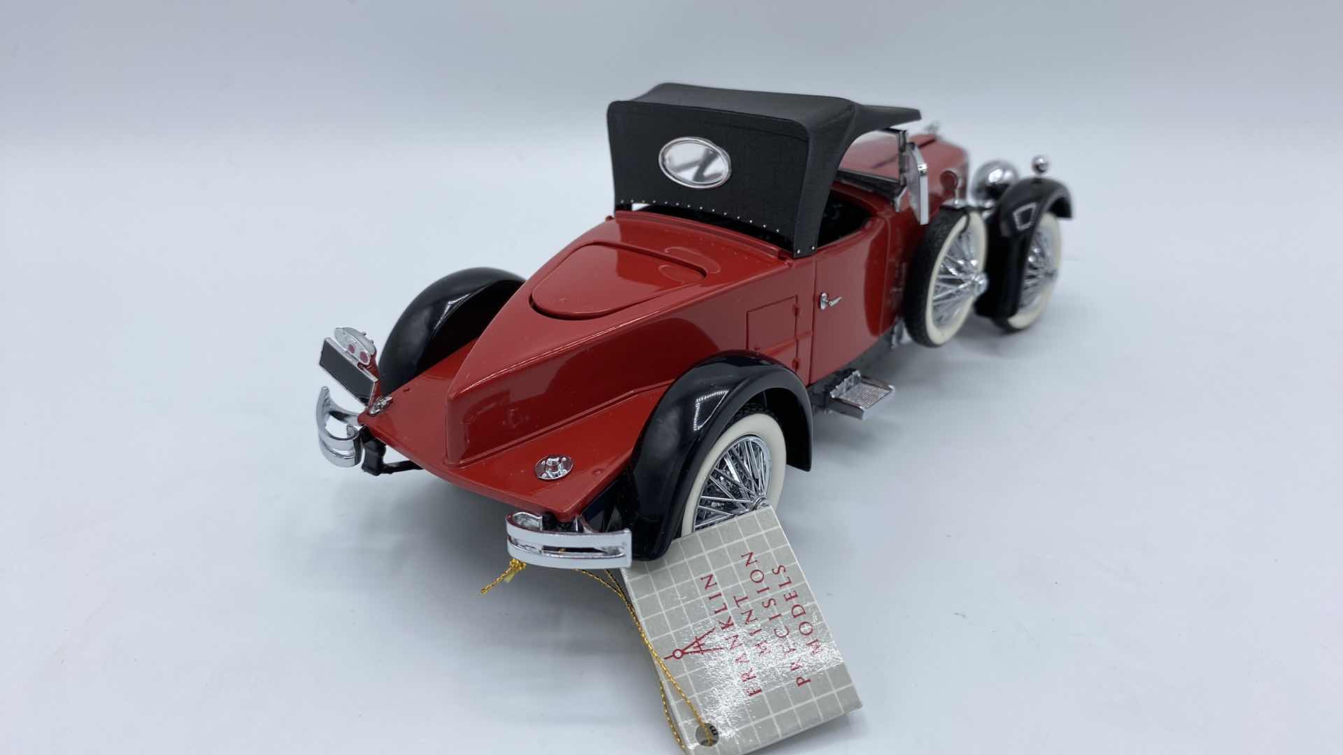 Photo 1 of FRANKLIN MINT 1928 STUTZ BLACK HAWK BOAT-TAIL SPEEDSTER MODEL 1-24 WITH BOX  $350