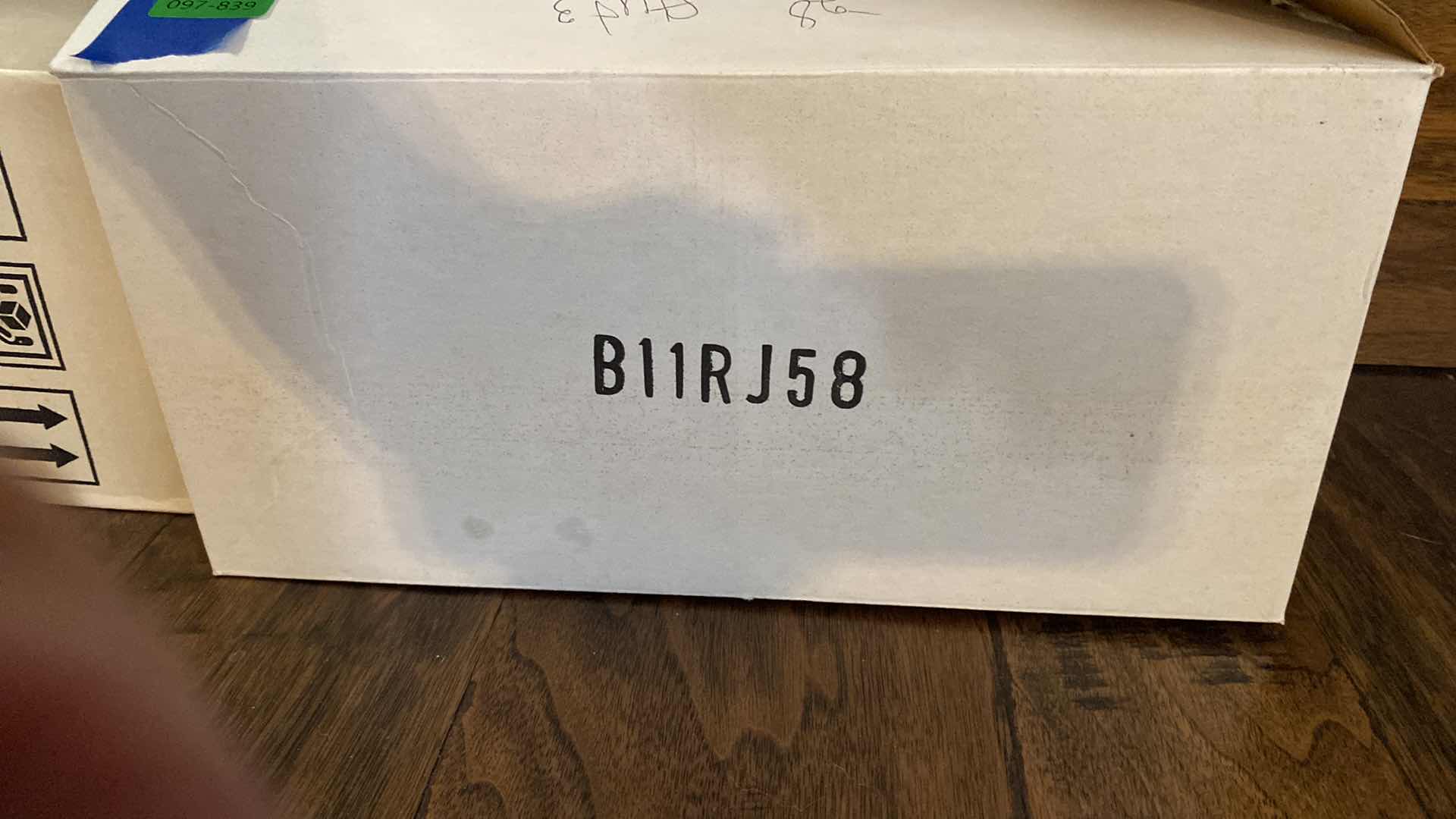 Photo 1 of FRANKLIN MINT 1928 STUTZ BLACK HAWK BOAT-TAIL SPEEDSTER MODEL 1-24 WITH BOX  $350