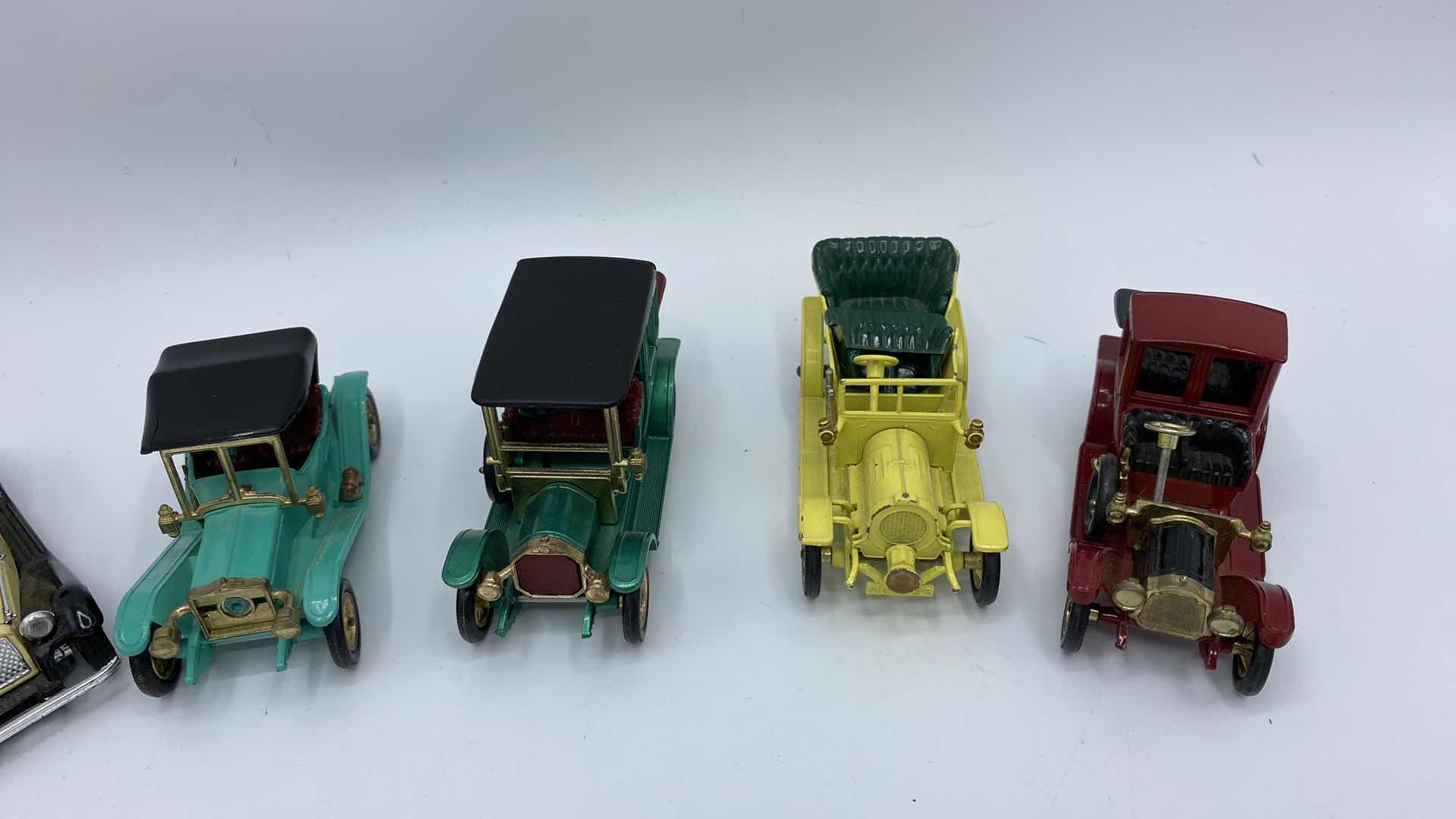 Photo 1 of DIECAST METAL ASSORTMENT LARGEST 4.75”